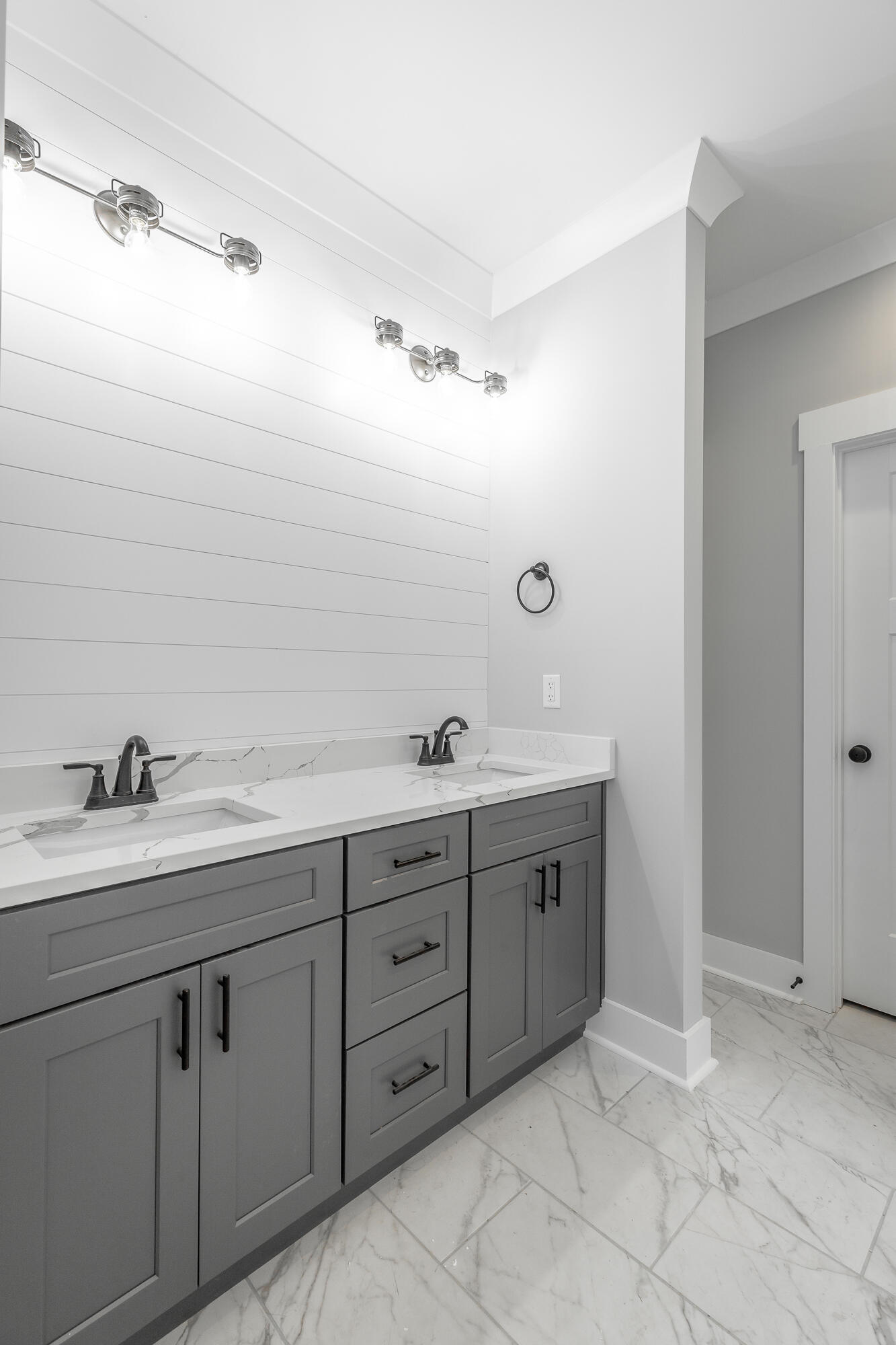 59 Willow Grove Court, 5