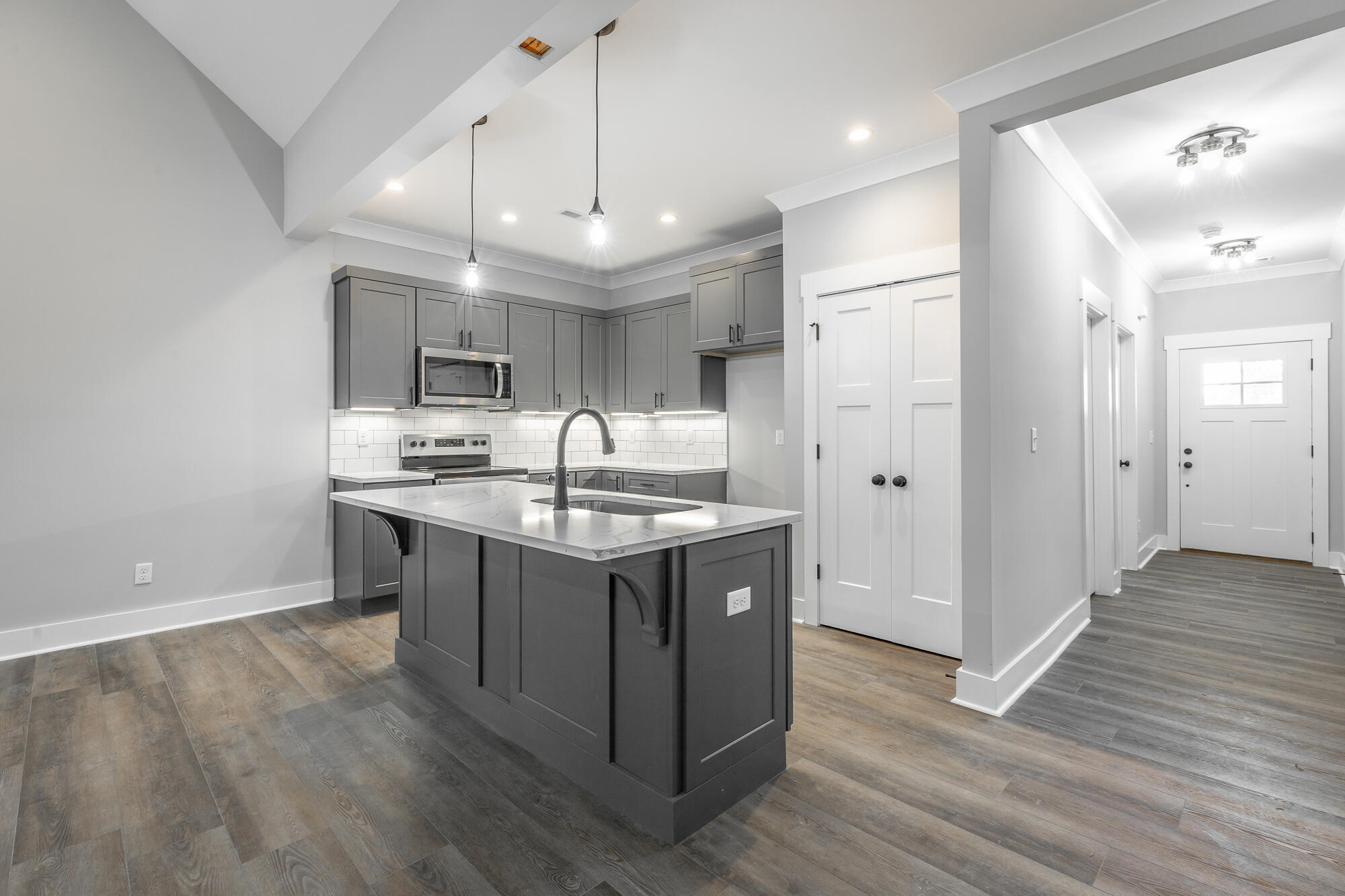 59 Willow Grove Court, 5