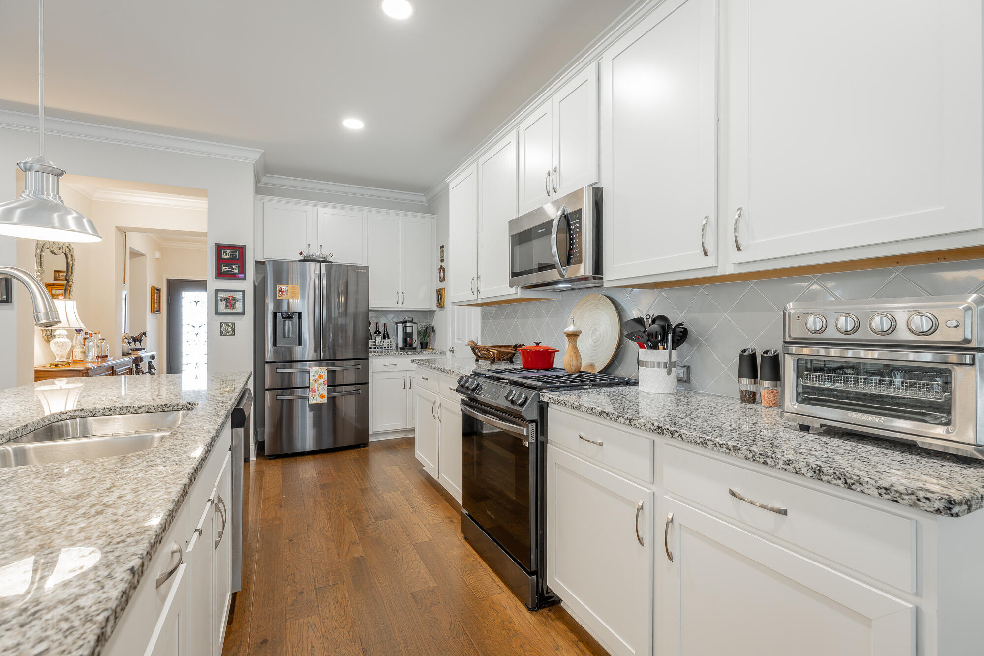 1711 Buttonwood Loop
