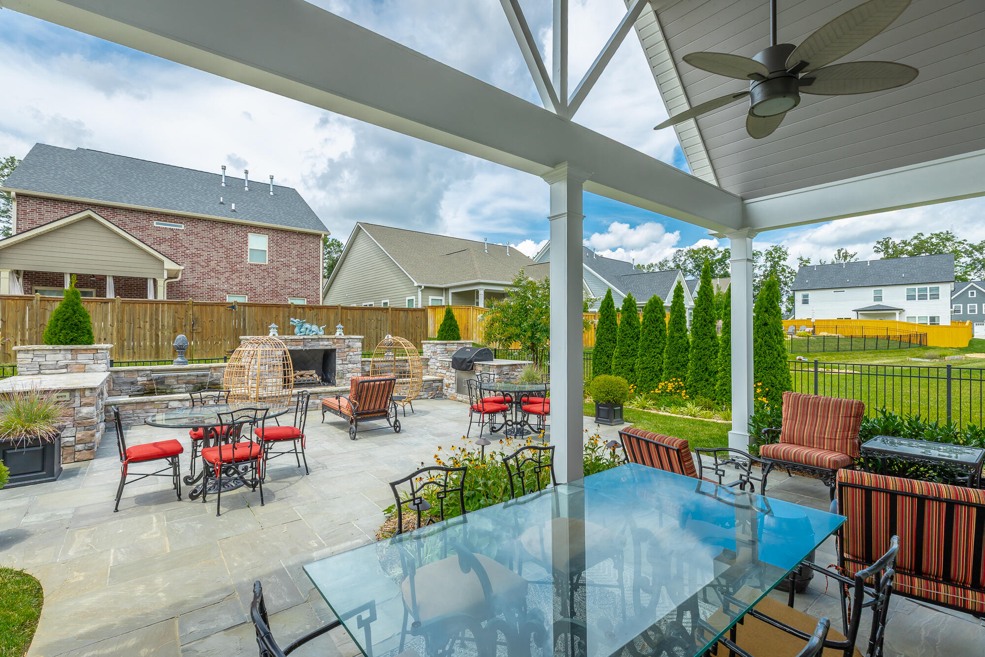 1711 Buttonwood Loop