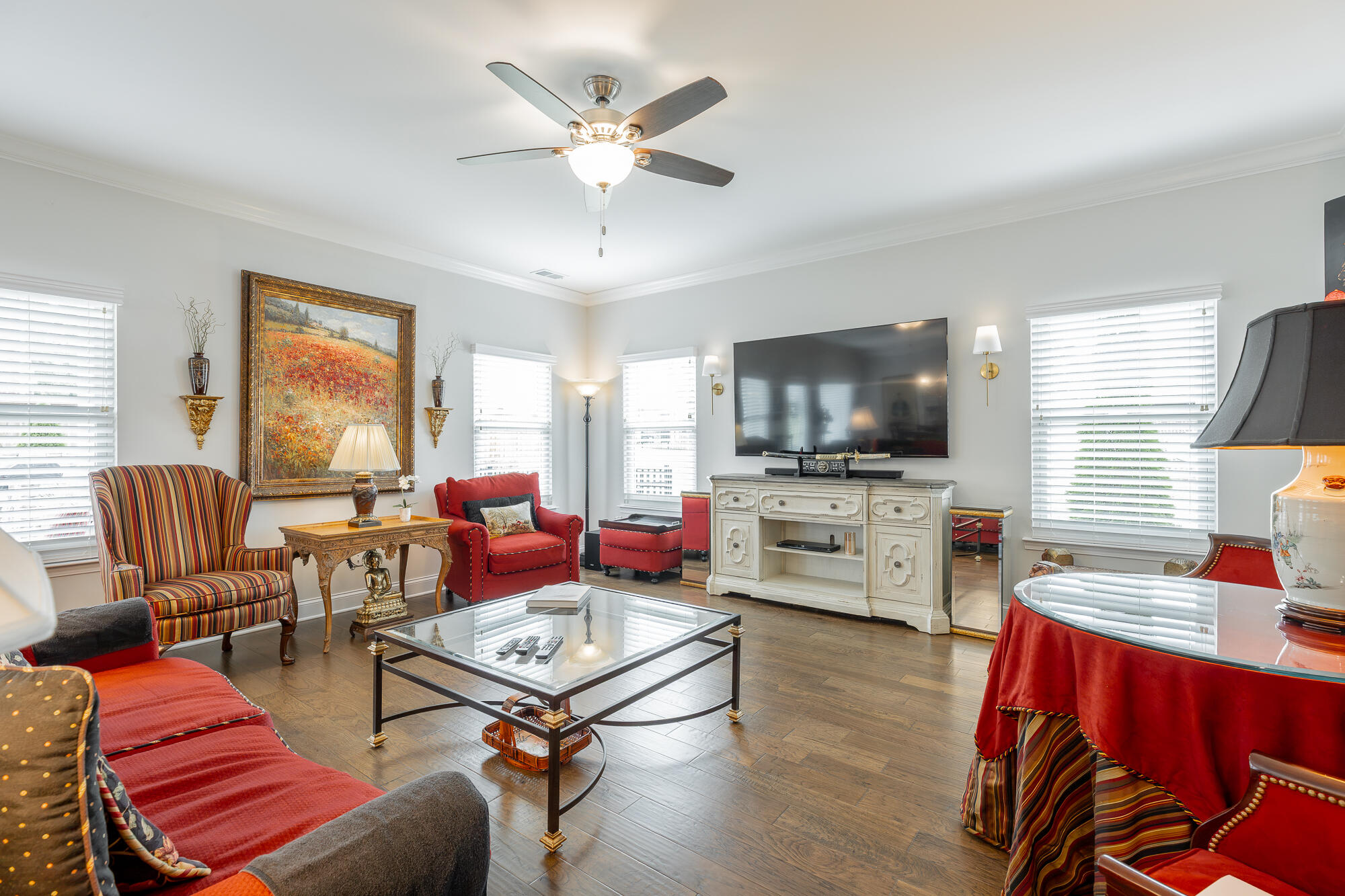 1711 Buttonwood Loop