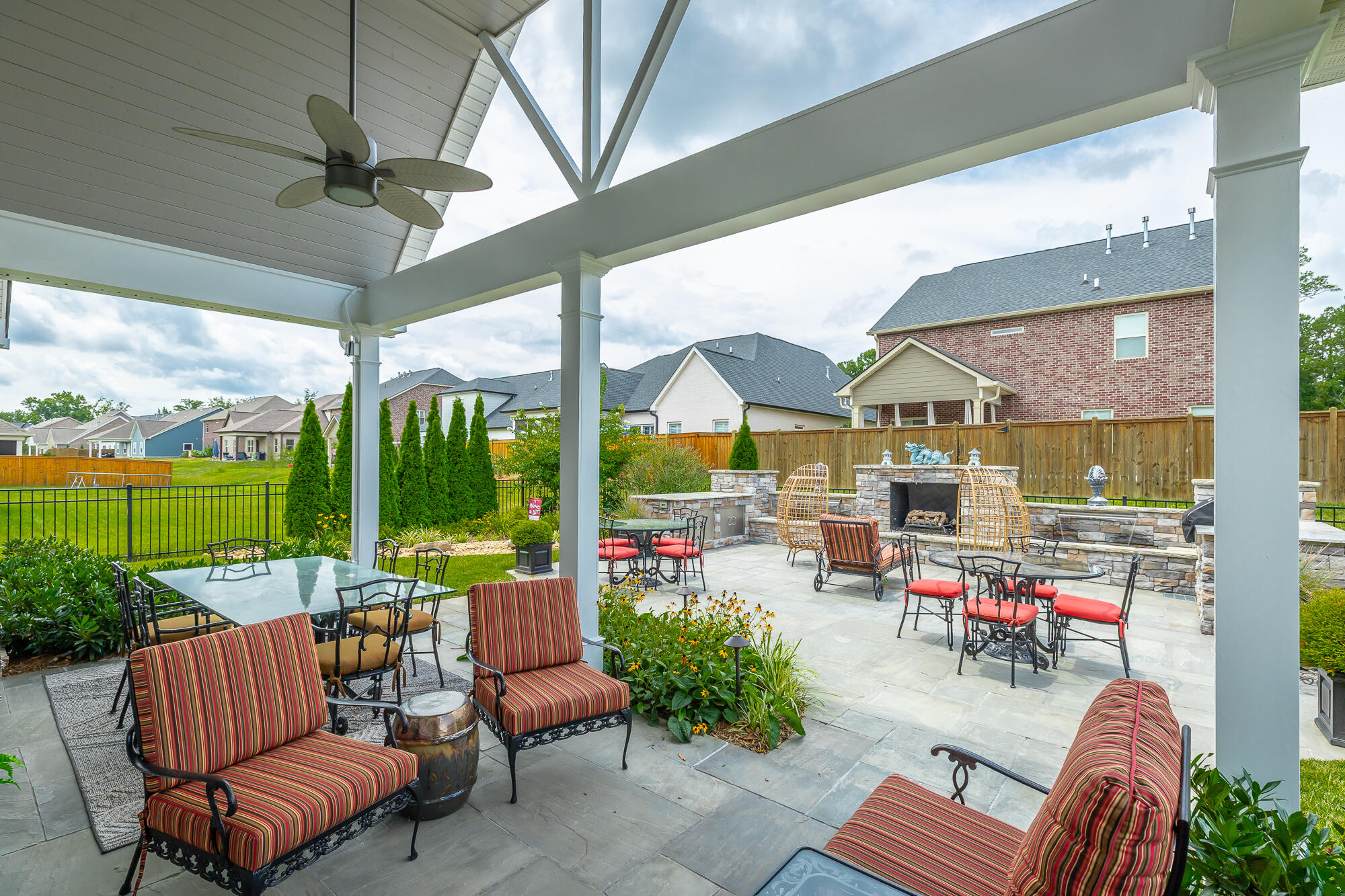 1711 Buttonwood Loop