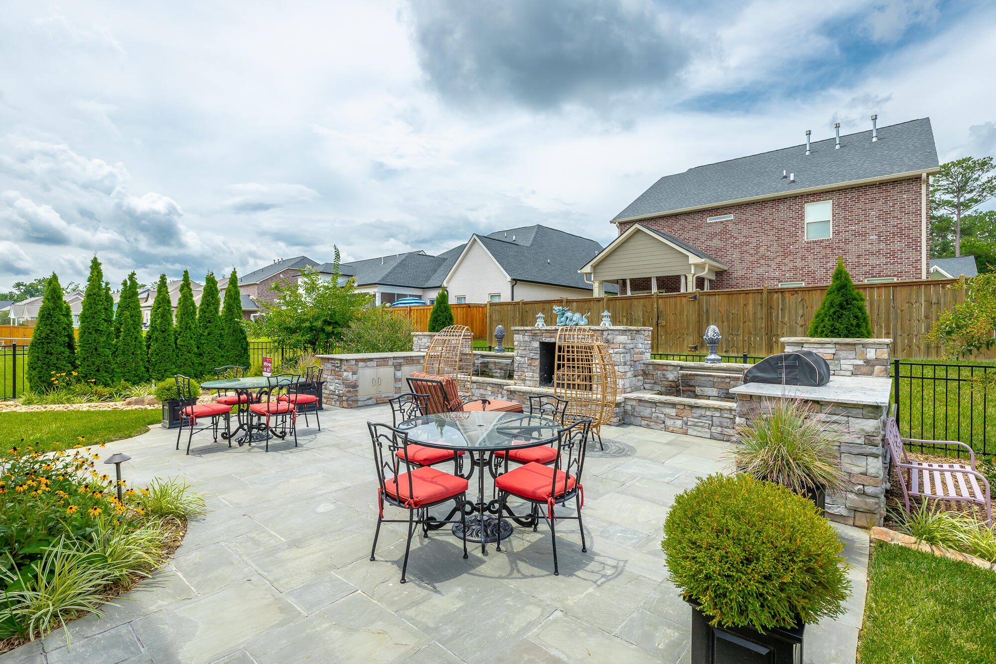 1711 Buttonwood Loop
