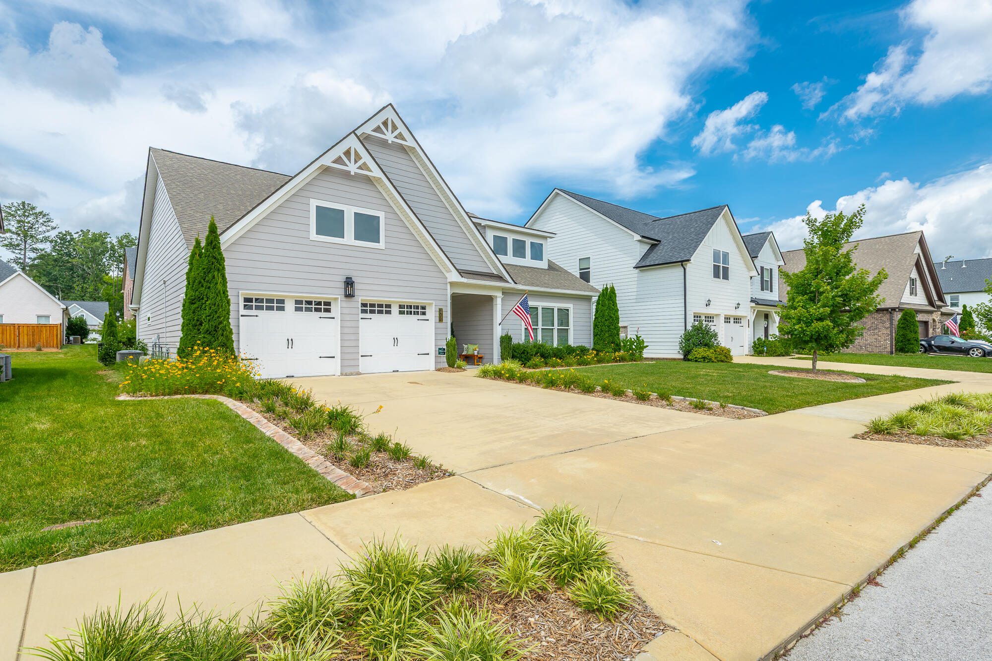 1711 Buttonwood Loop