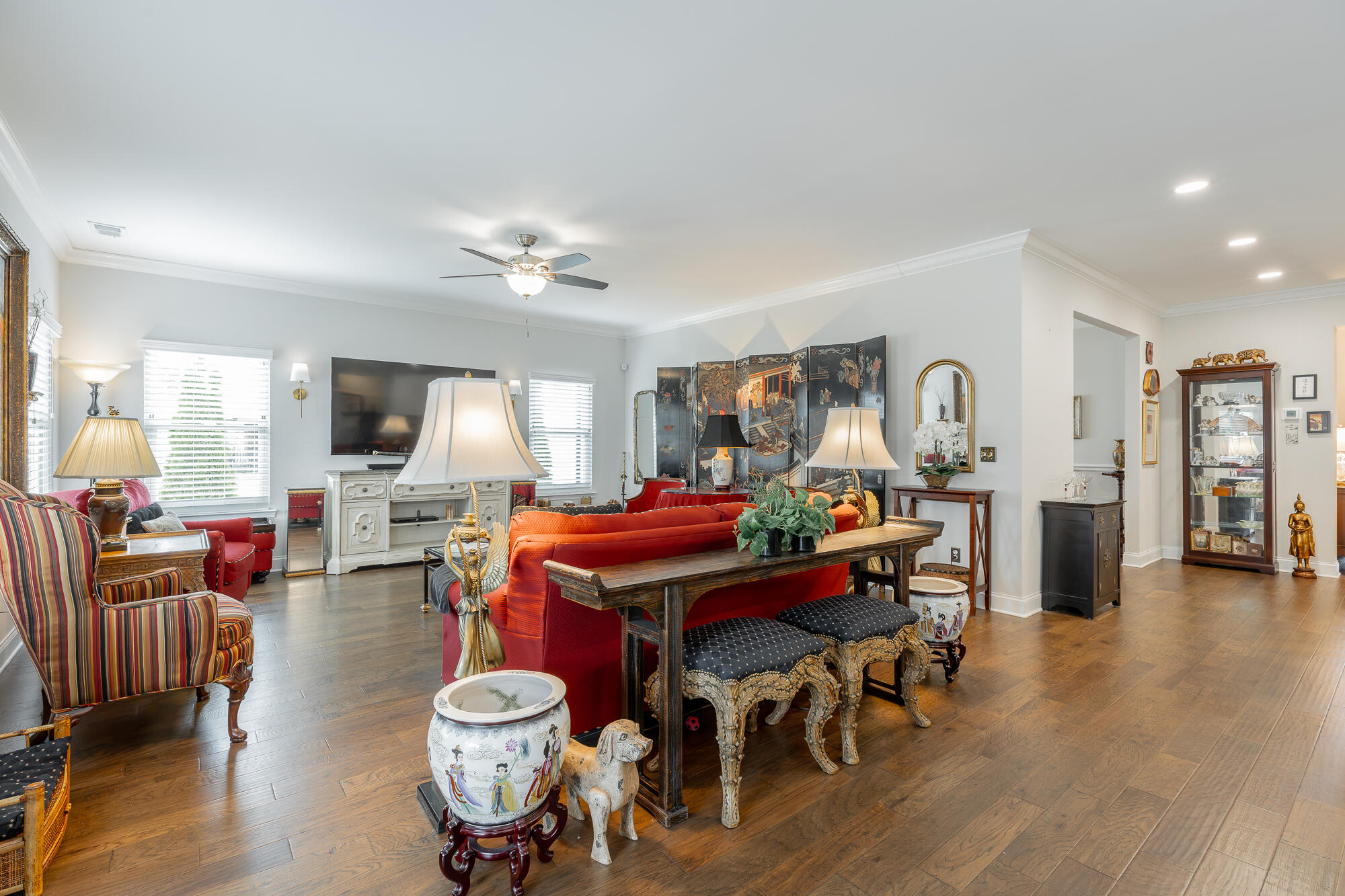 1711 Buttonwood Loop
