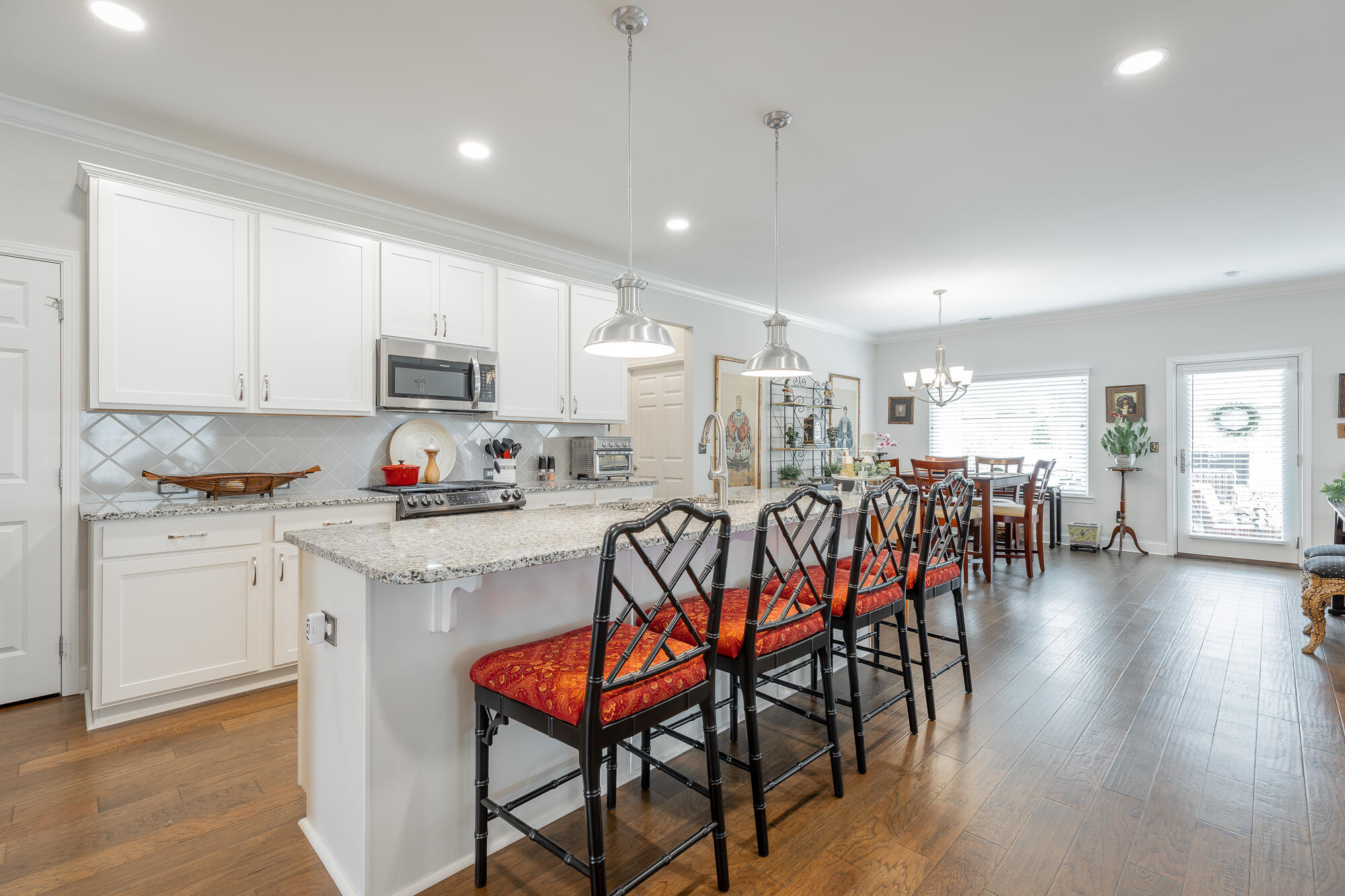 1711 Buttonwood Loop