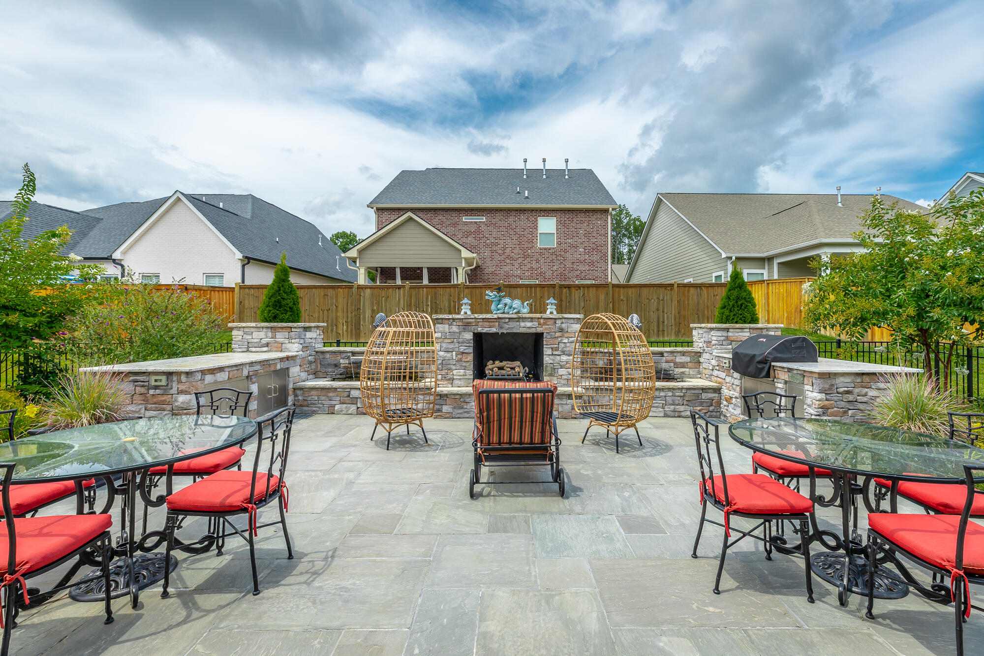 1711 Buttonwood Loop