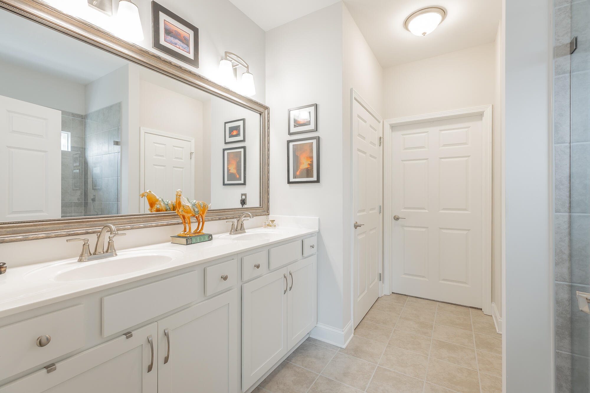 1711 Buttonwood Loop