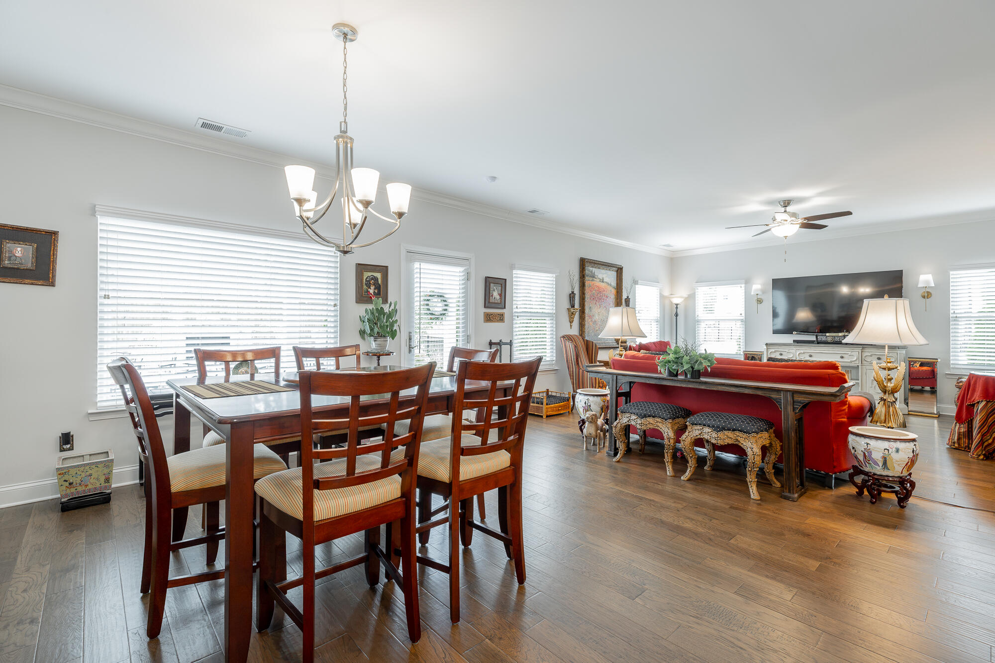 1711 Buttonwood Loop