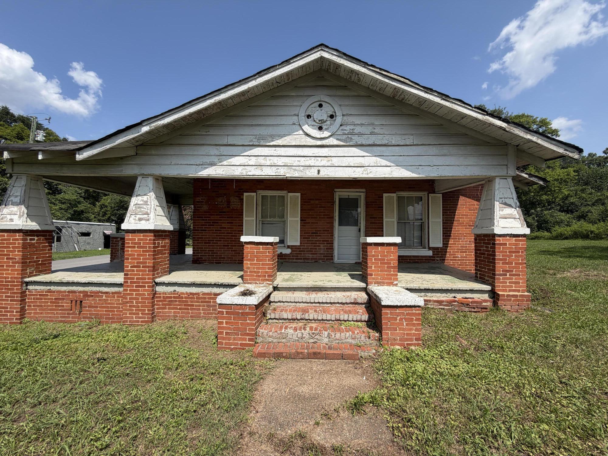 1022 Wilson Road