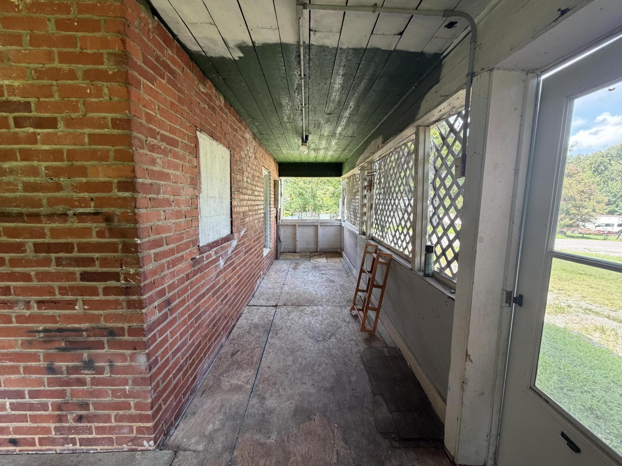 1022 Wilson Road