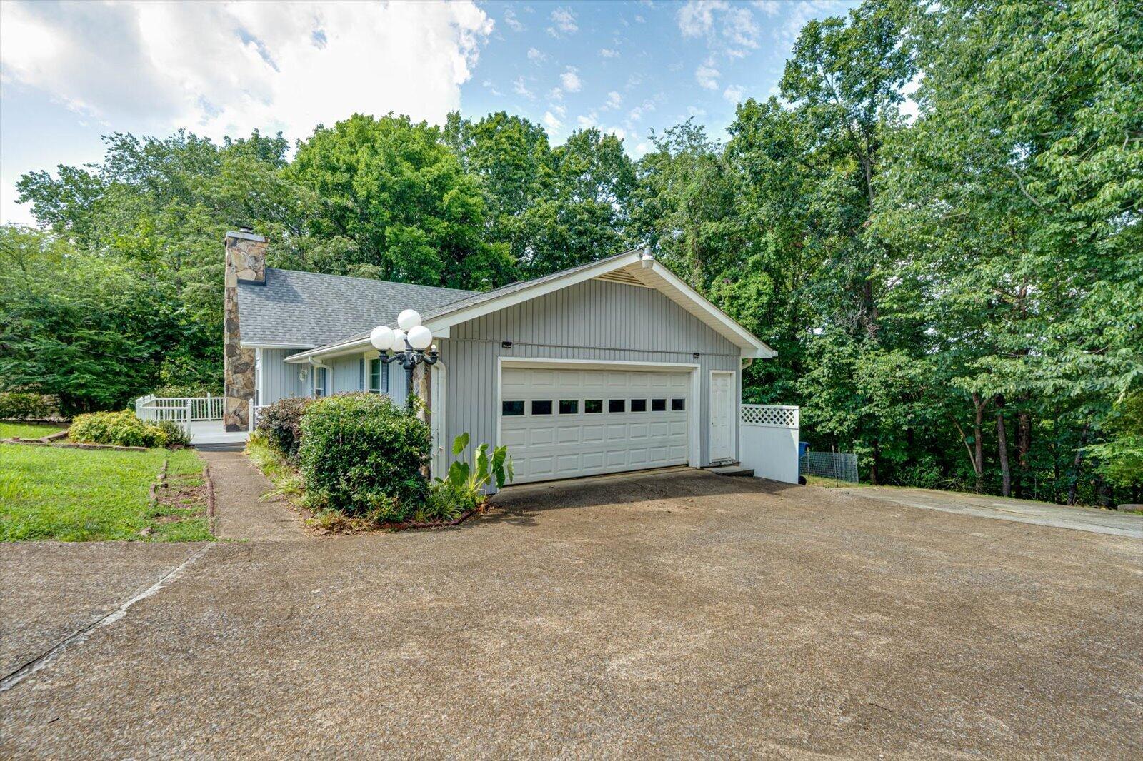 6613 White Sands Lane
