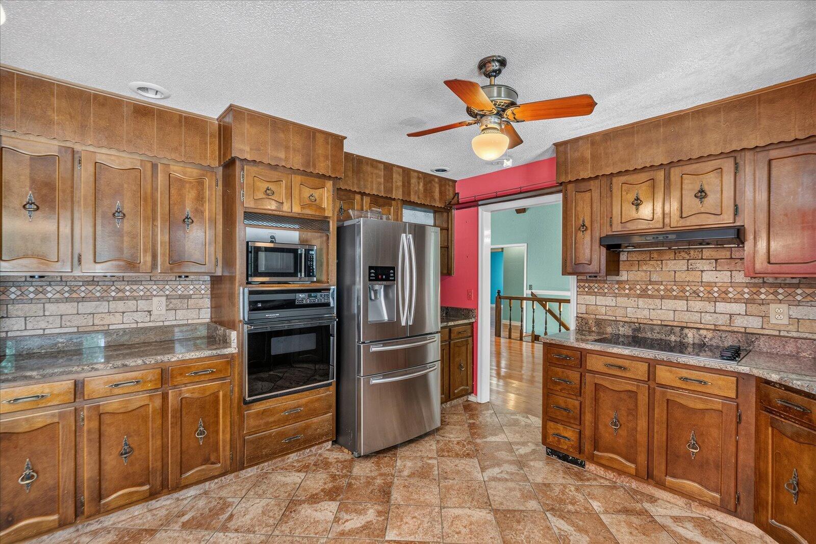 6613 White Sands Lane