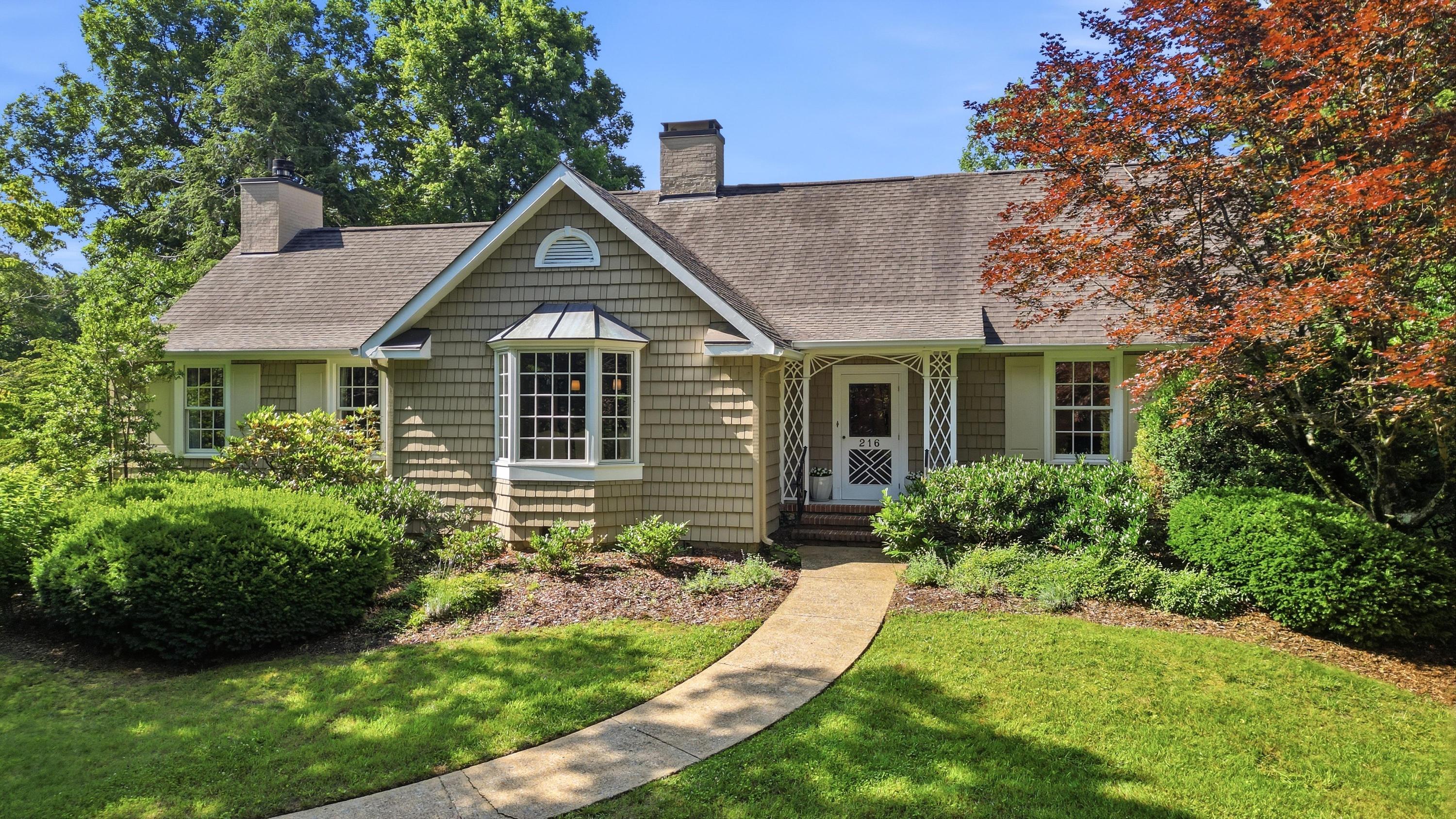 216 Sylvan Drive