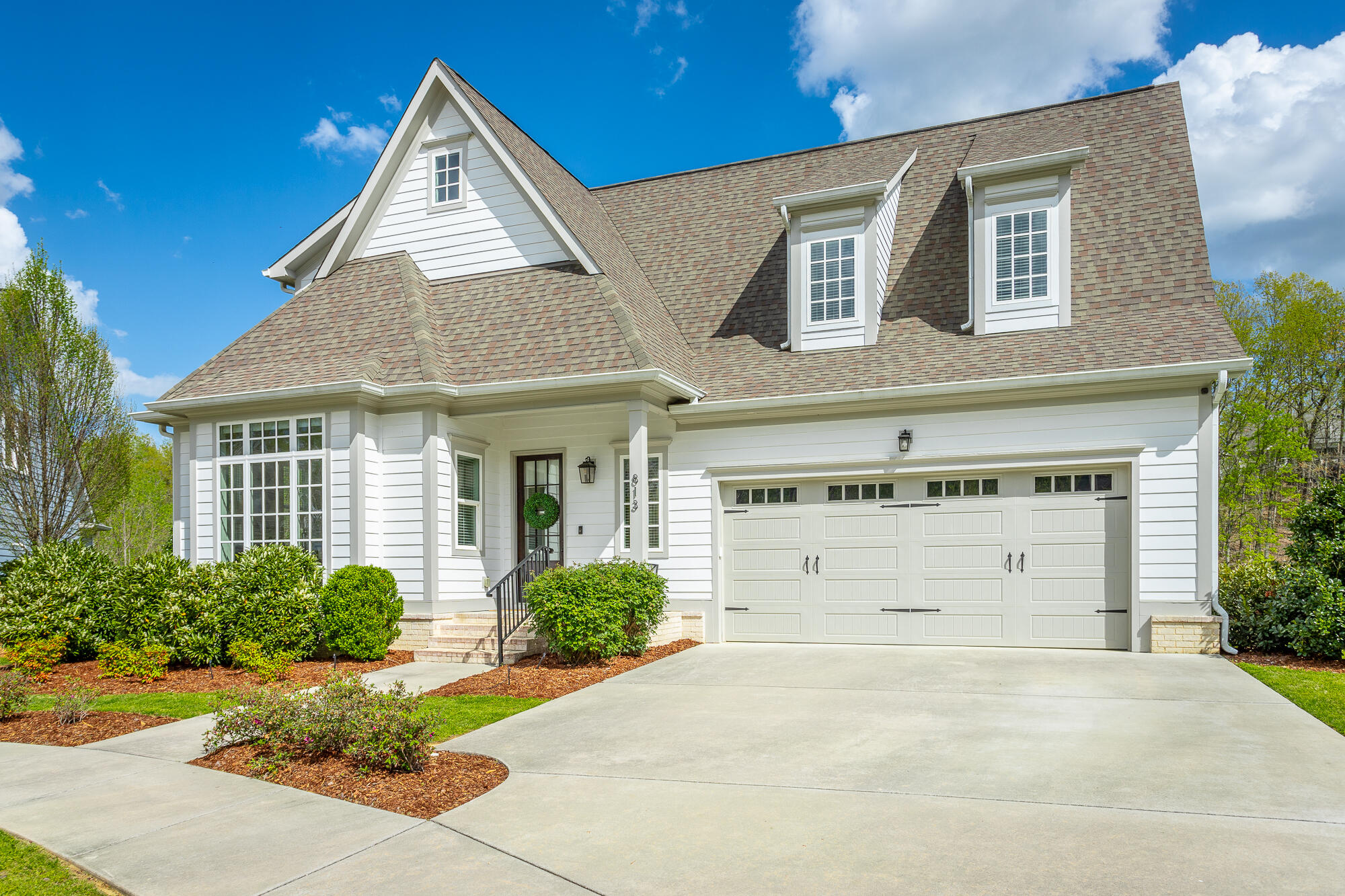 813 Blissfield Court