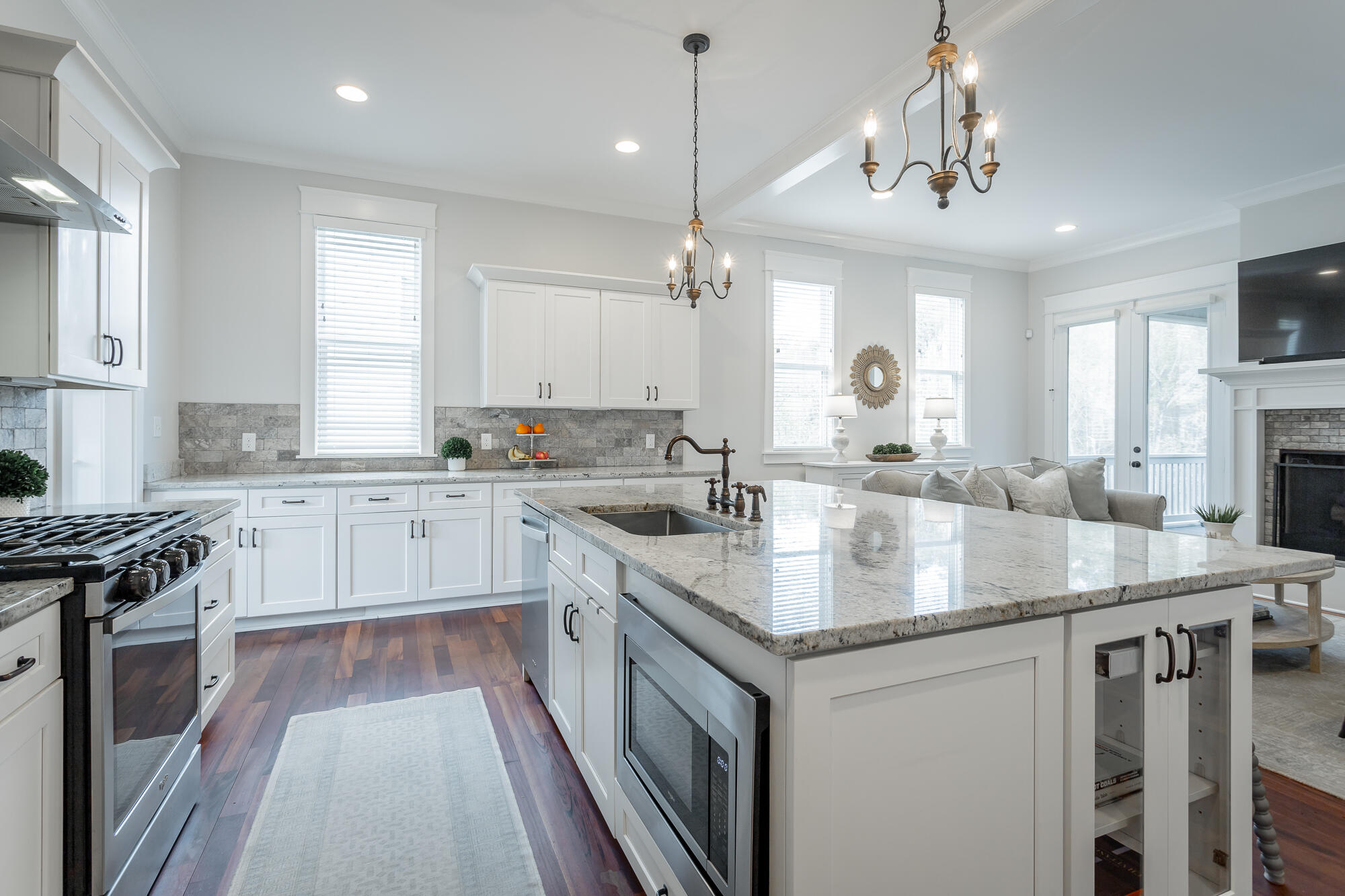 813 Blissfield Court