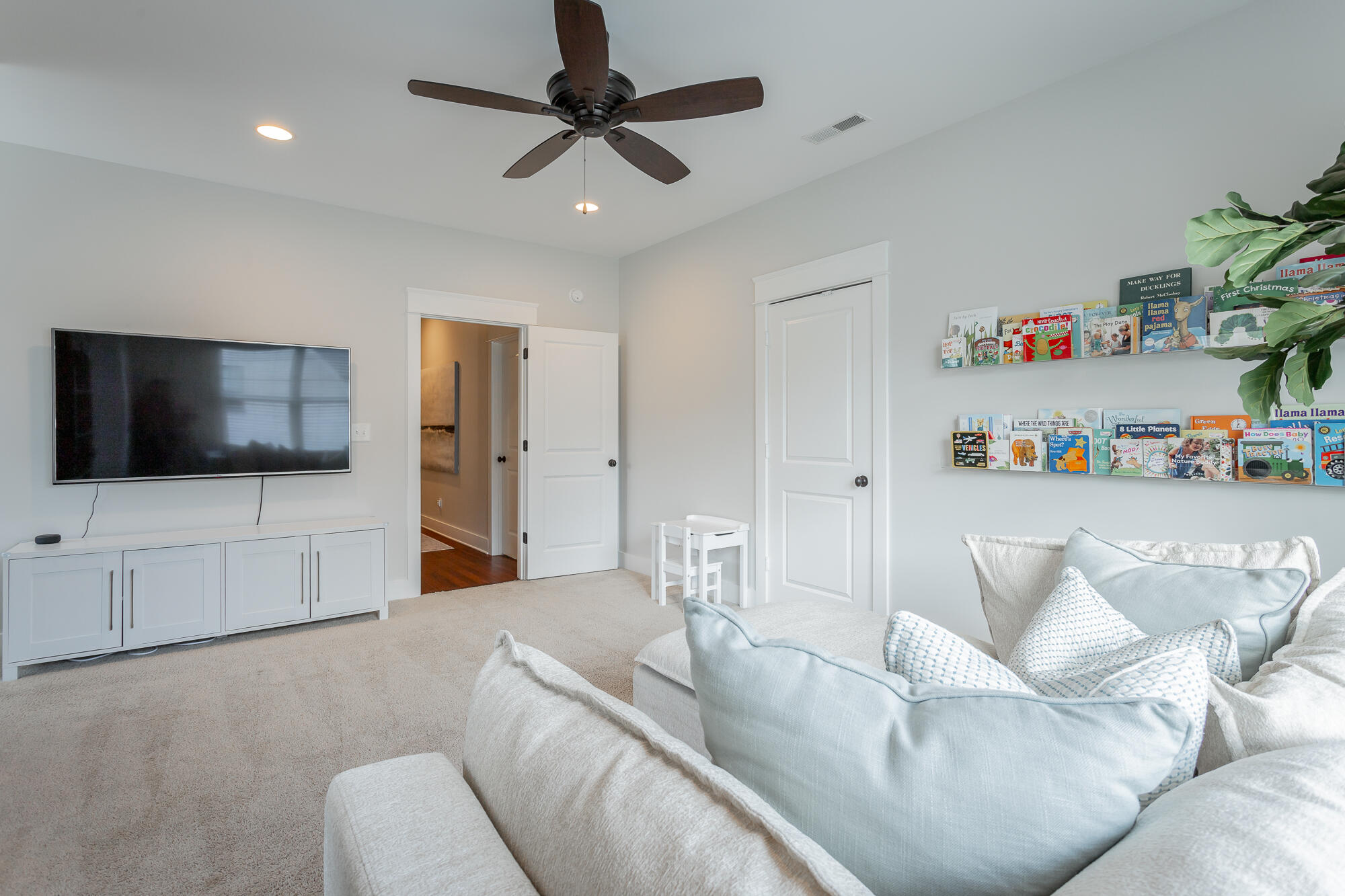 813 Blissfield Court