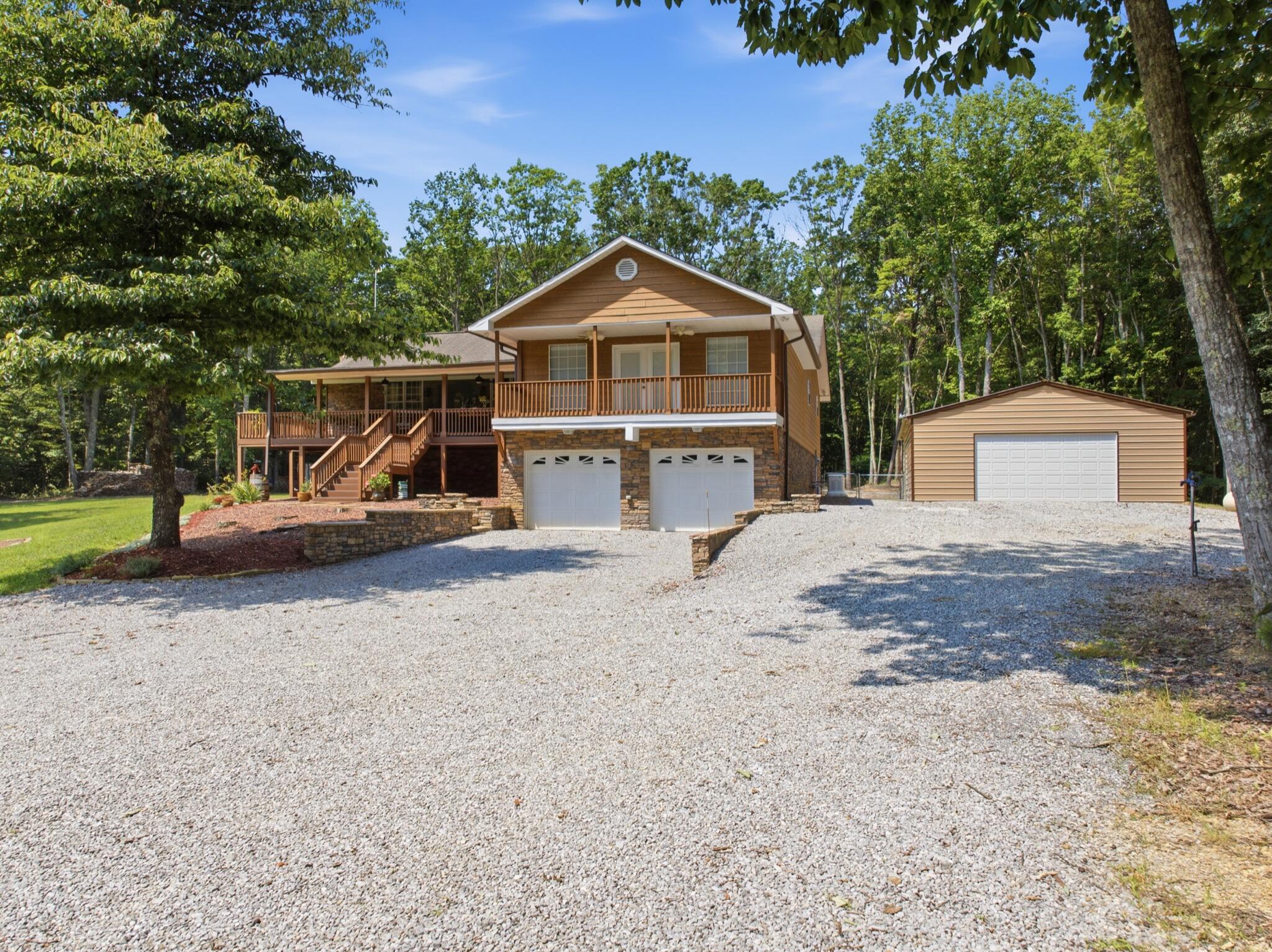 274 Greenwood Lane