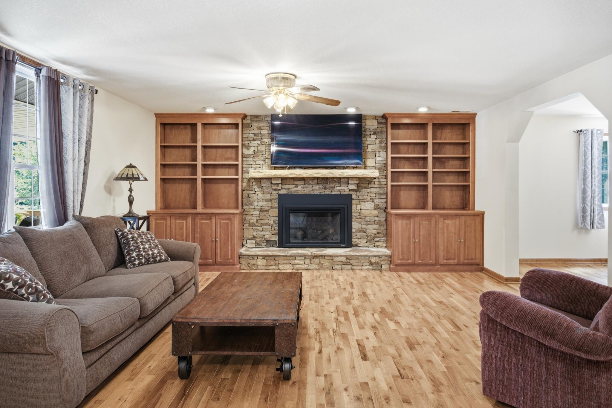 274 Greenwood Lane