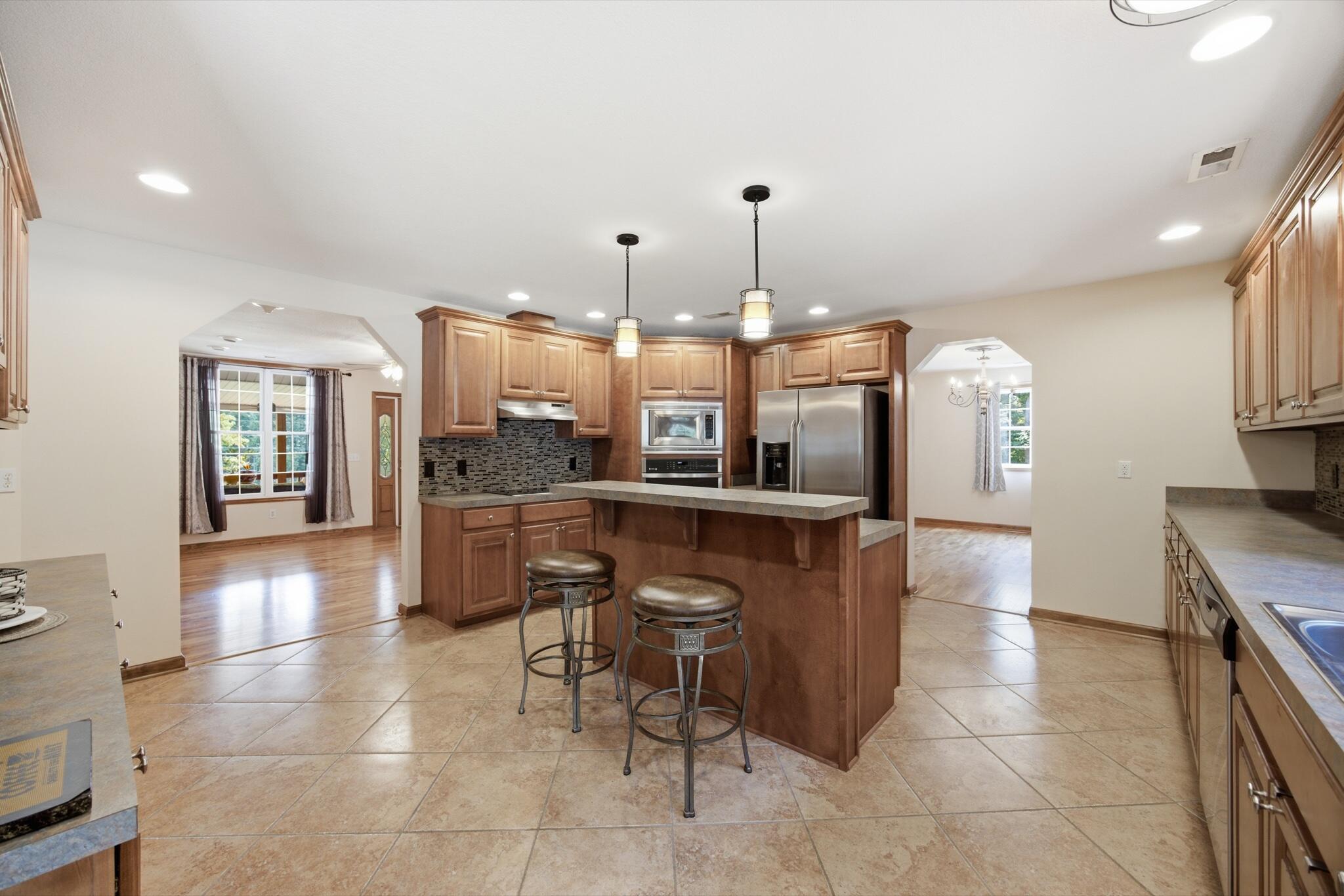 274 Greenwood Lane