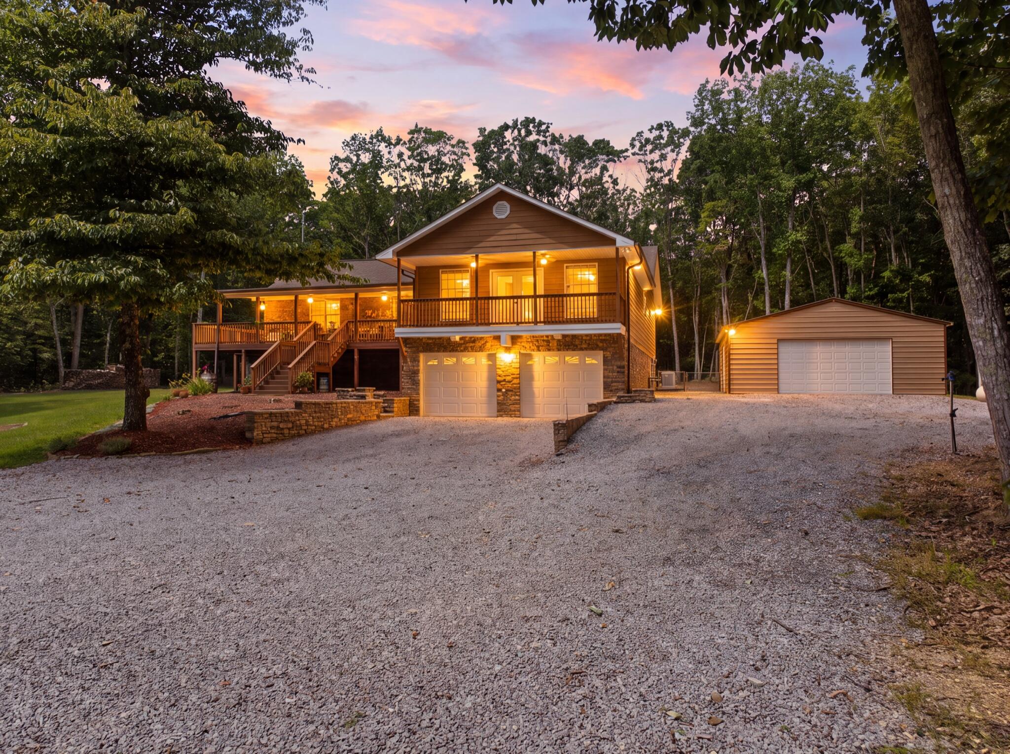 274 Greenwood Lane