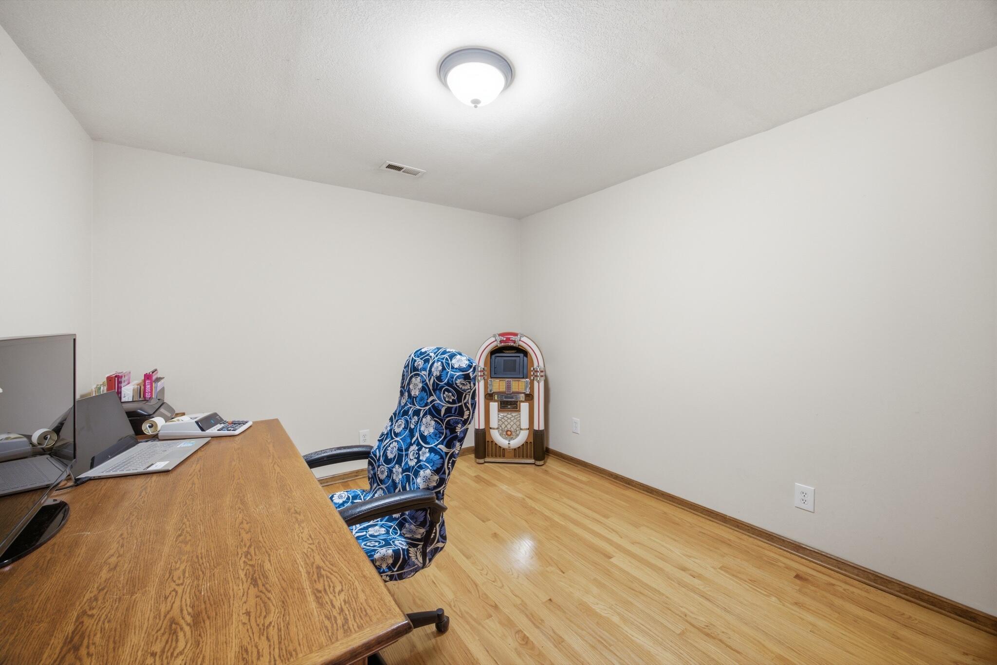 274 Greenwood Lane
