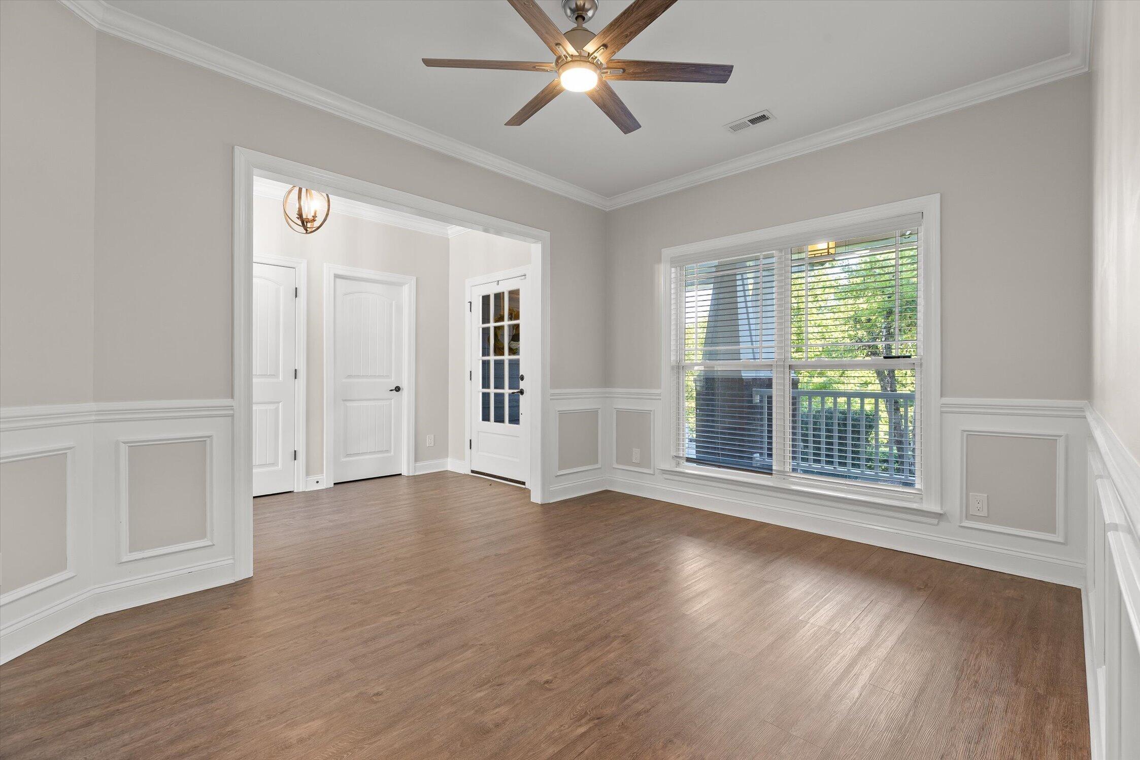8604 Observation Lane