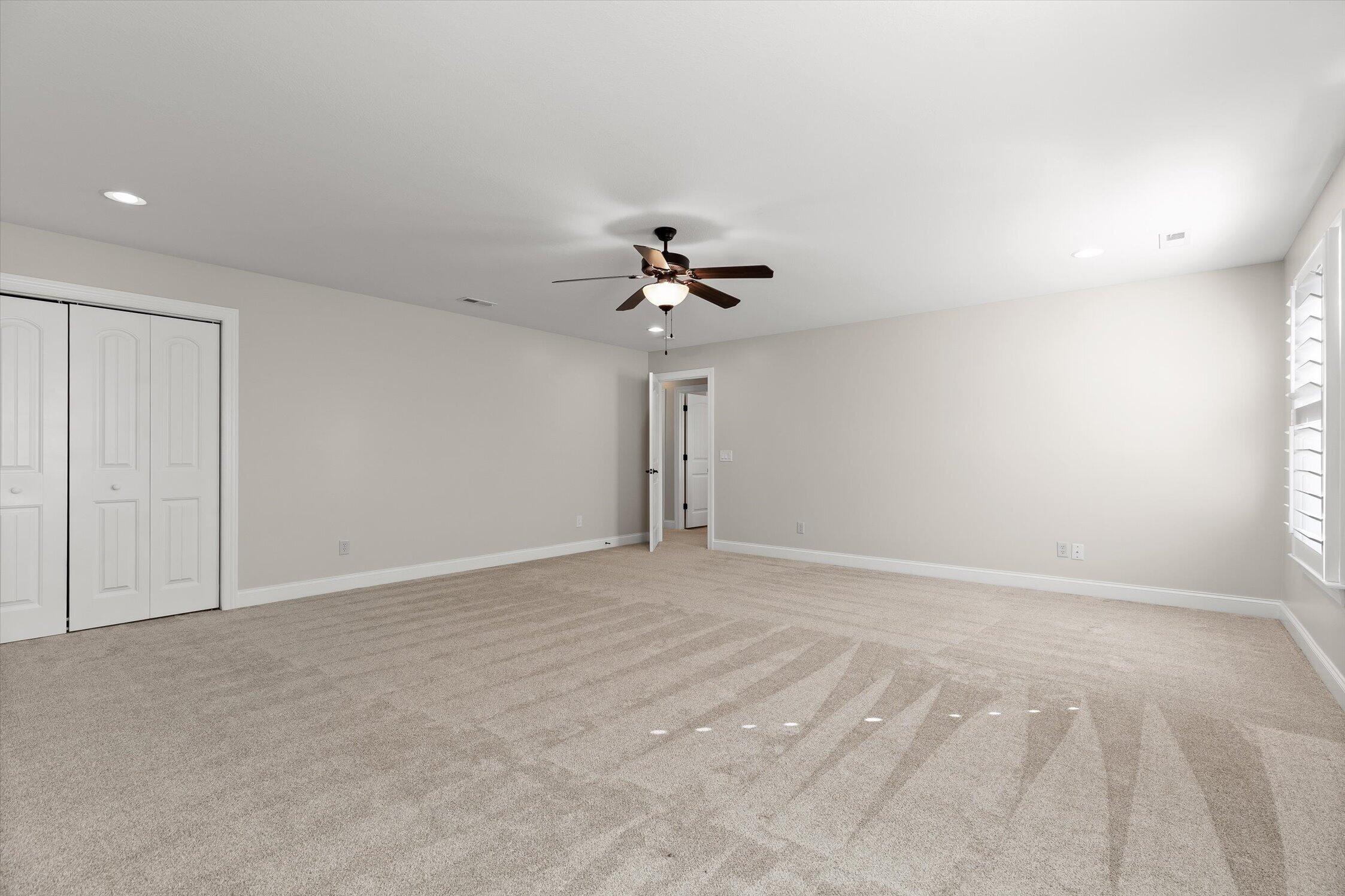 8604 Observation Lane