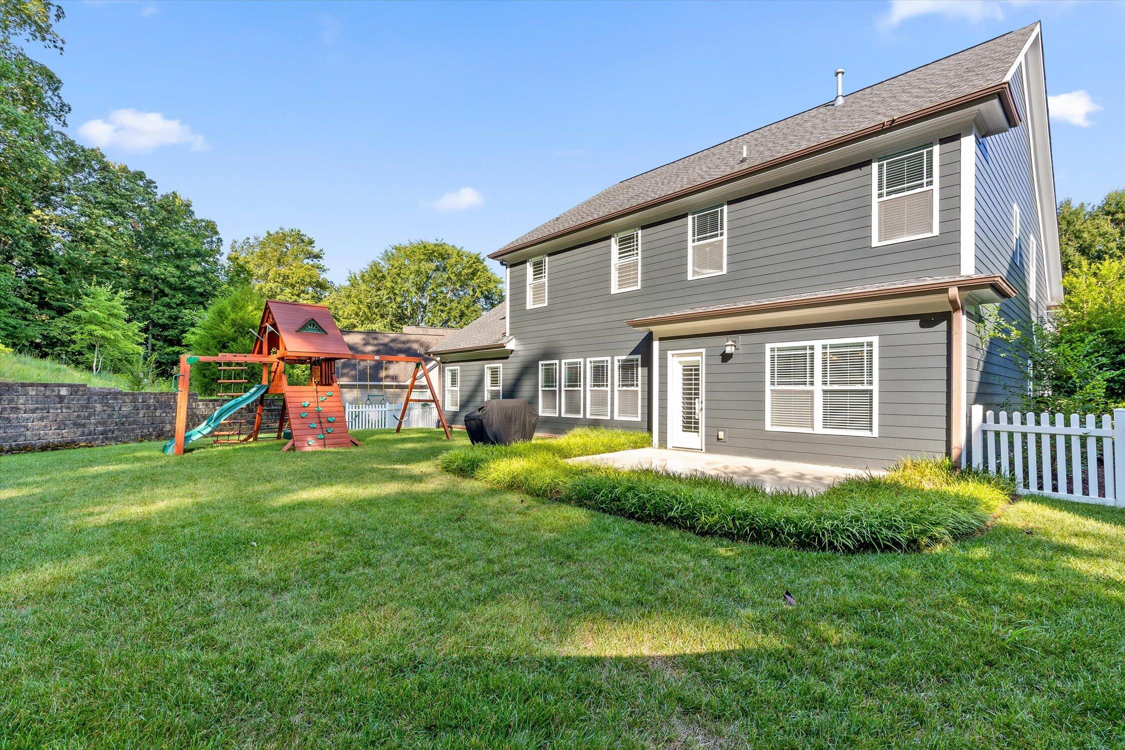 8604 Observation Lane