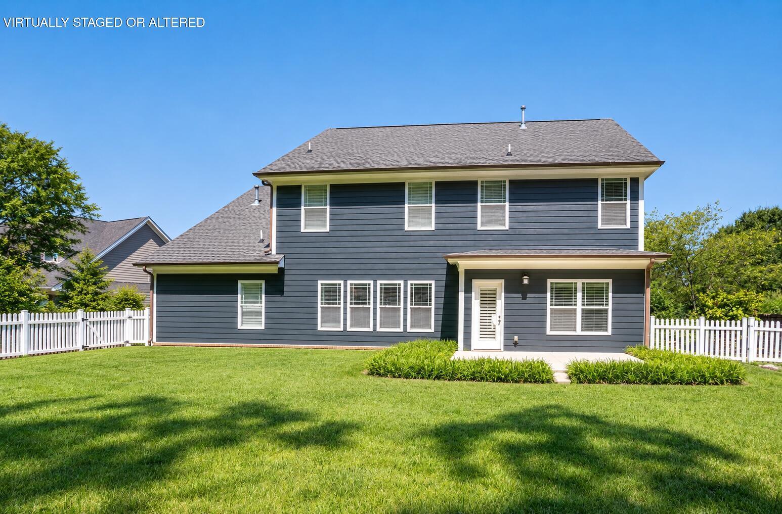 8604 Observation Lane