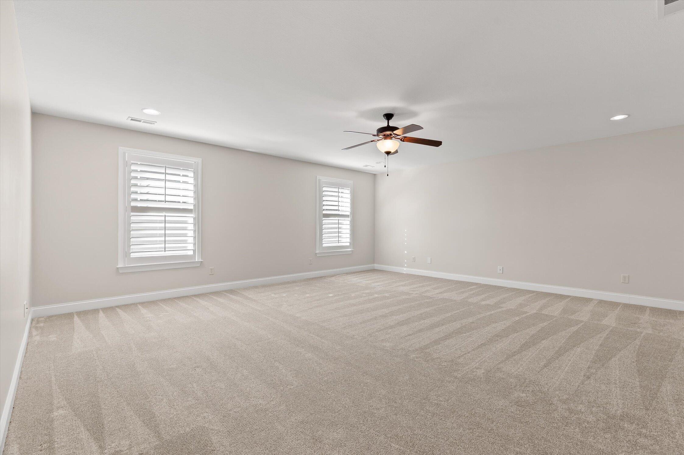 8604 Observation Lane