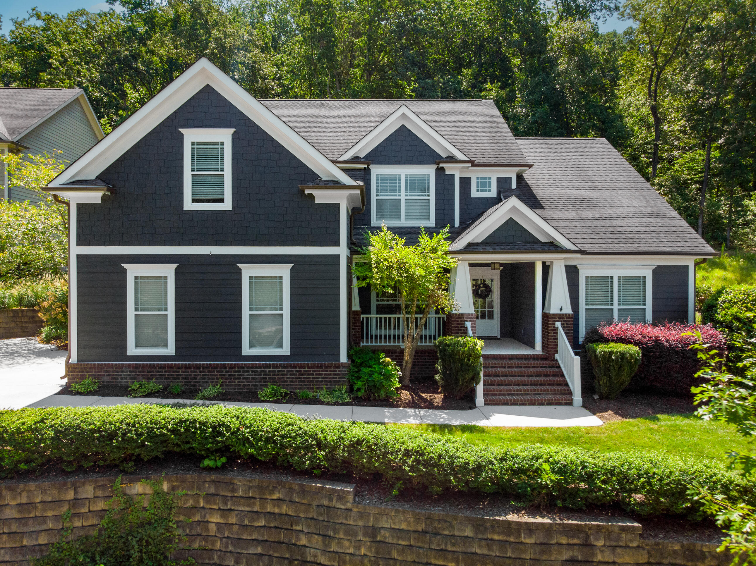 8604 Observation Lane