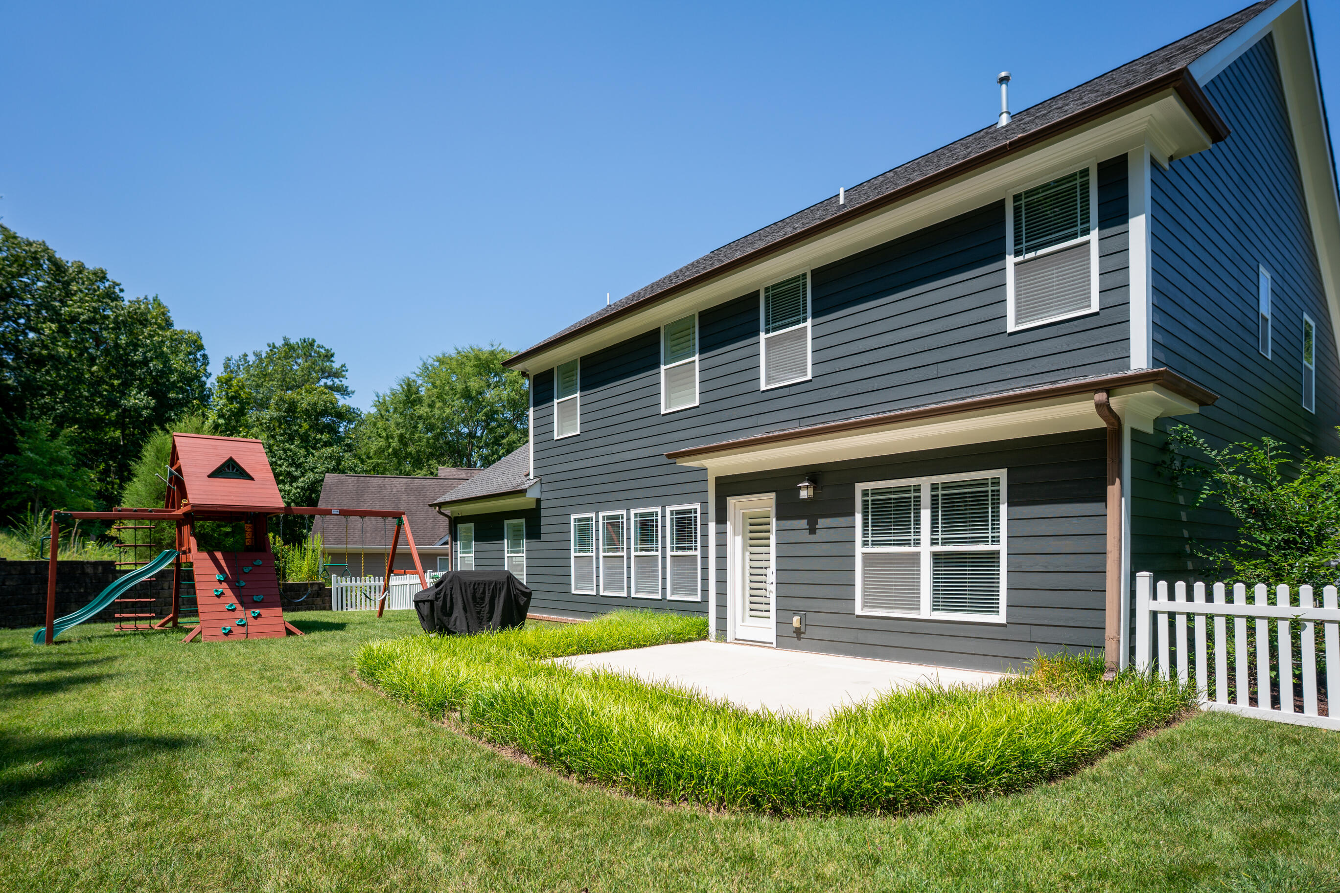 8604 Observation Lane