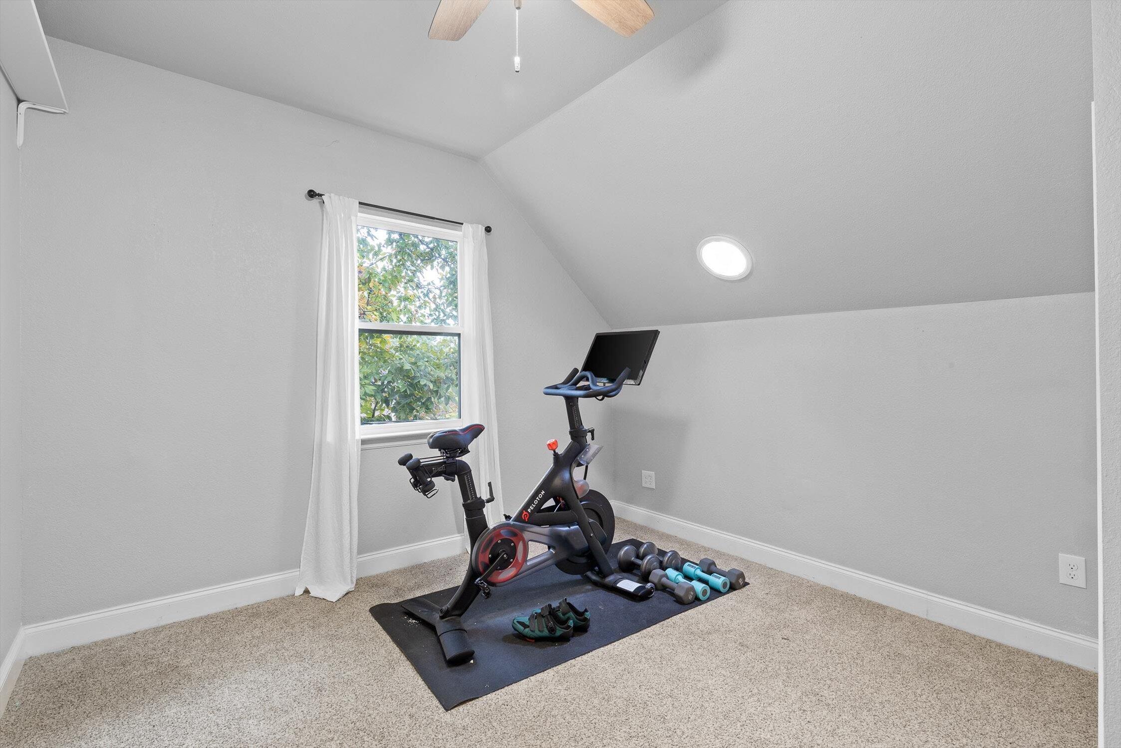 9100 Tennga Lane