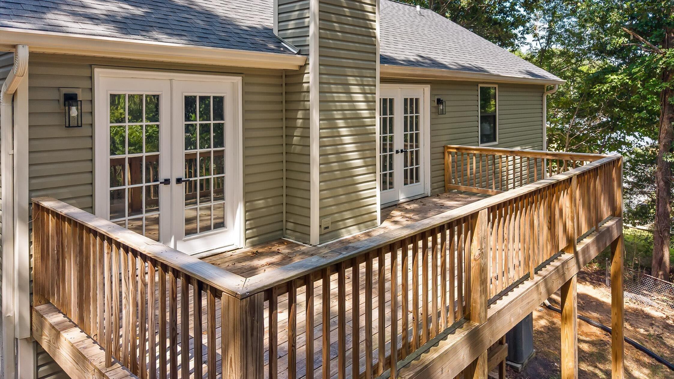 158 Smokewood Lane