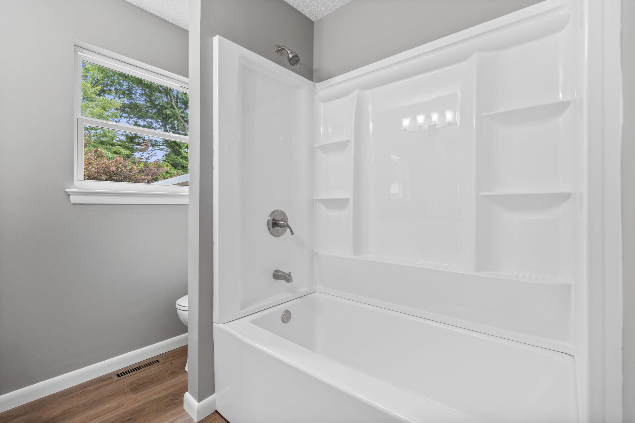 2307 Brookhaven Circle