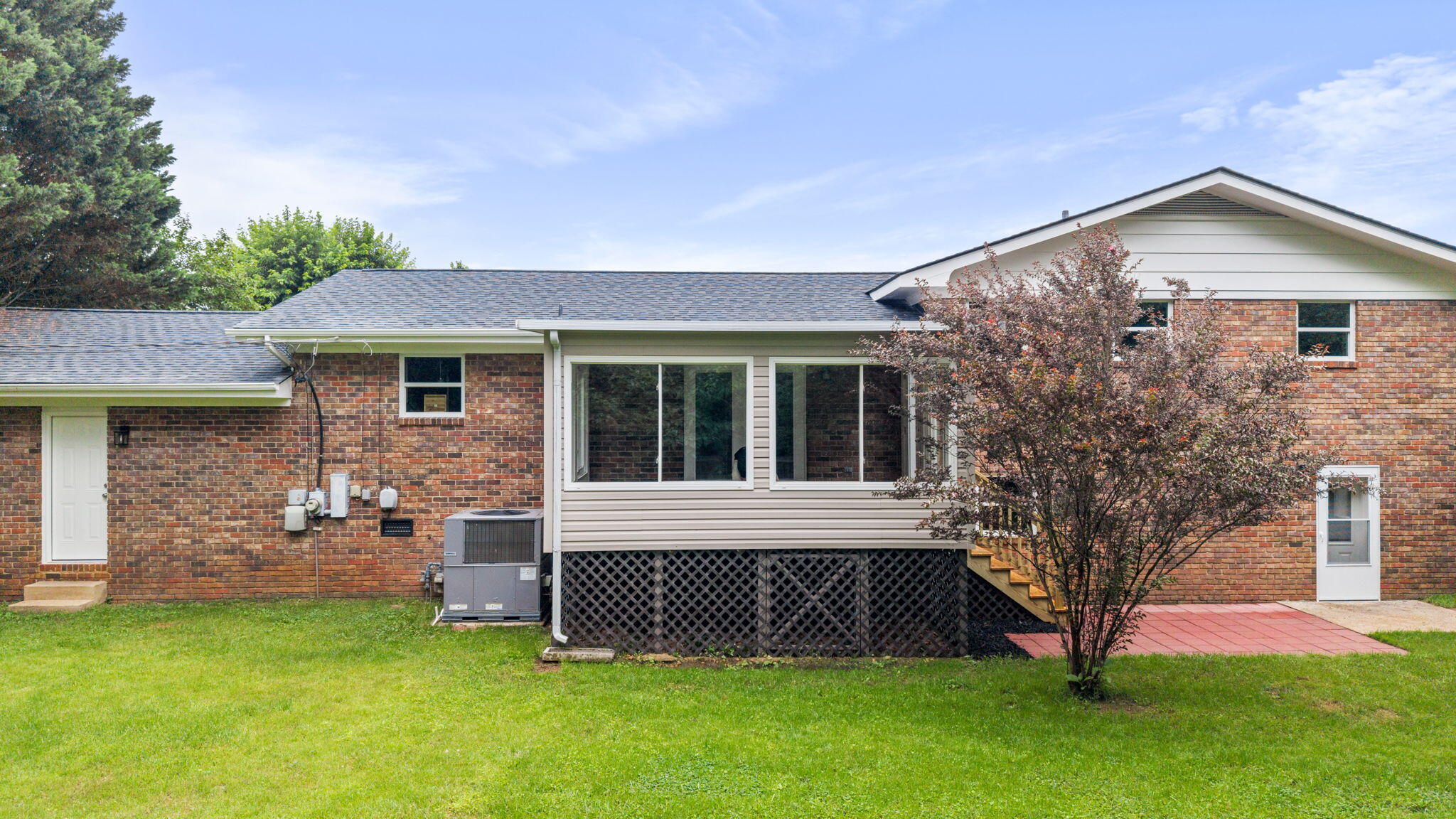 2307 Brookhaven Circle