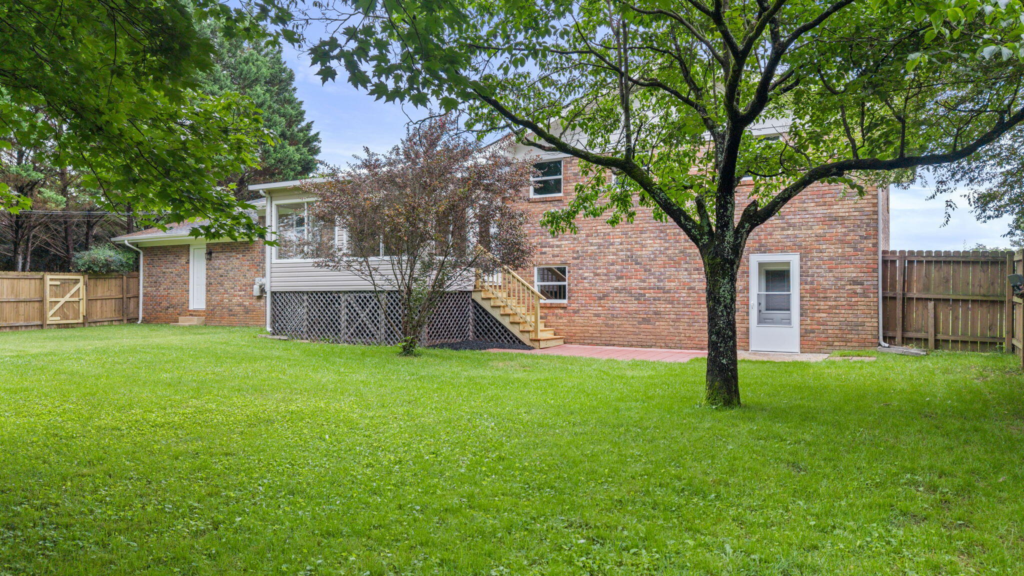 2307 Brookhaven Circle