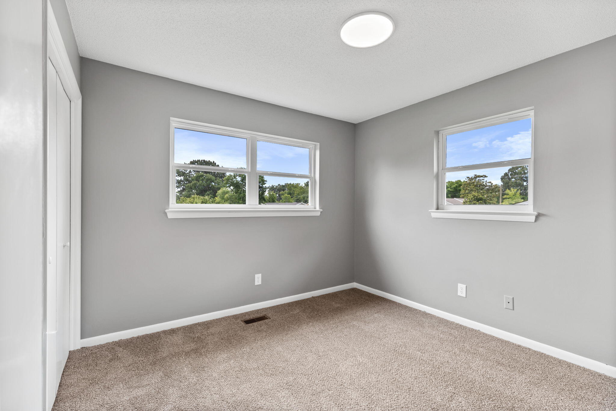 2307 Brookhaven Circle