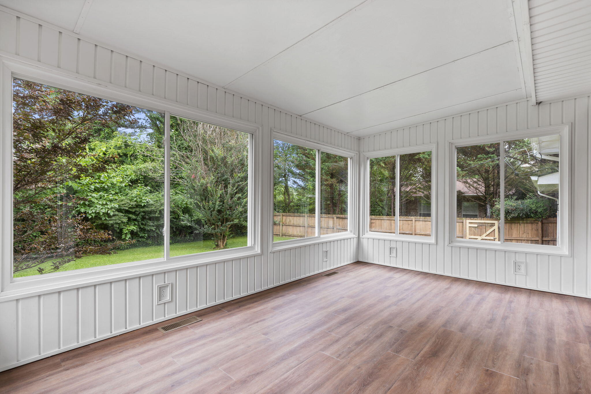 2307 Brookhaven Circle