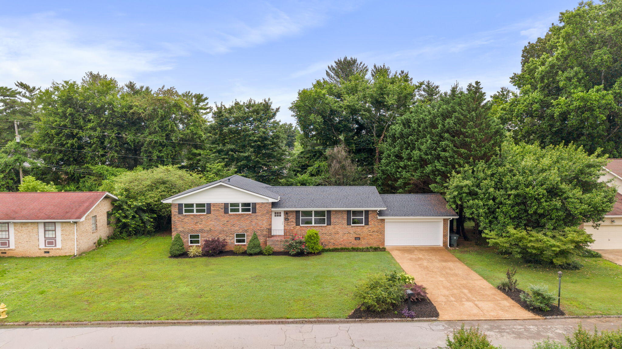 2307 Brookhaven Circle