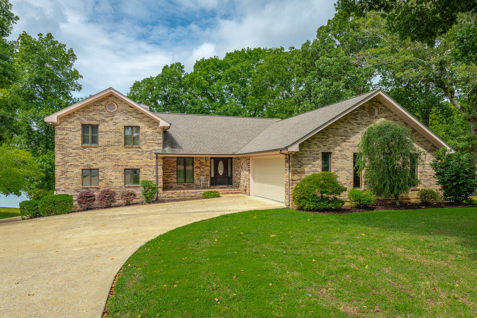 12003 Oak Cove Lane