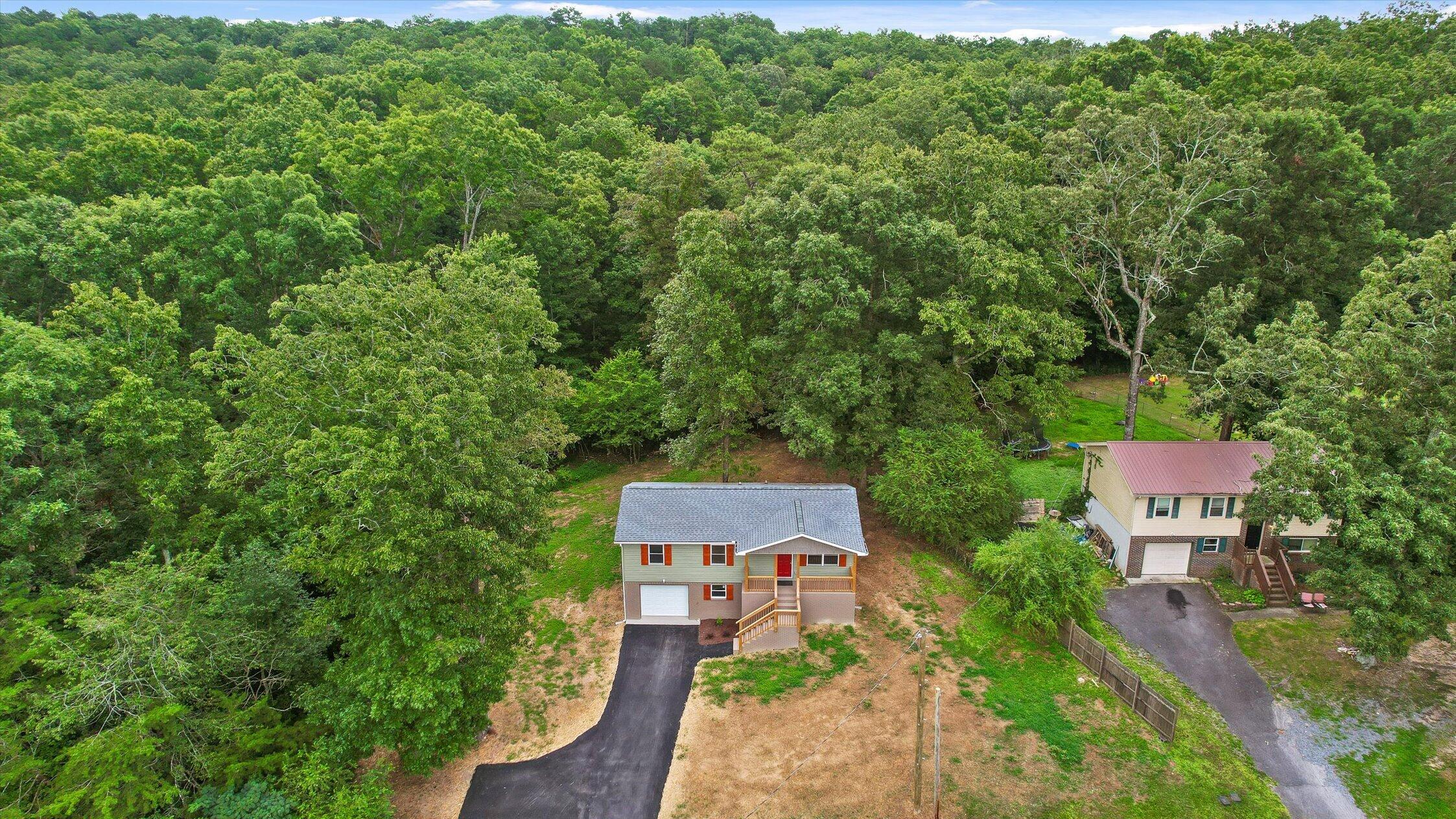 5379 Long Hollow Road