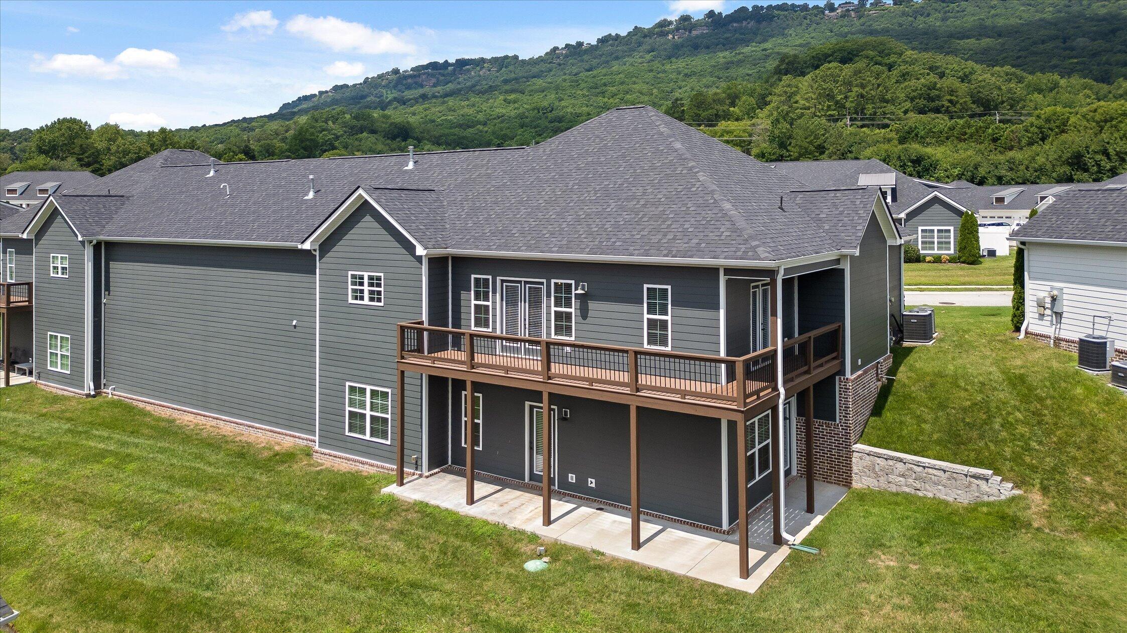3481 Travertine Lane