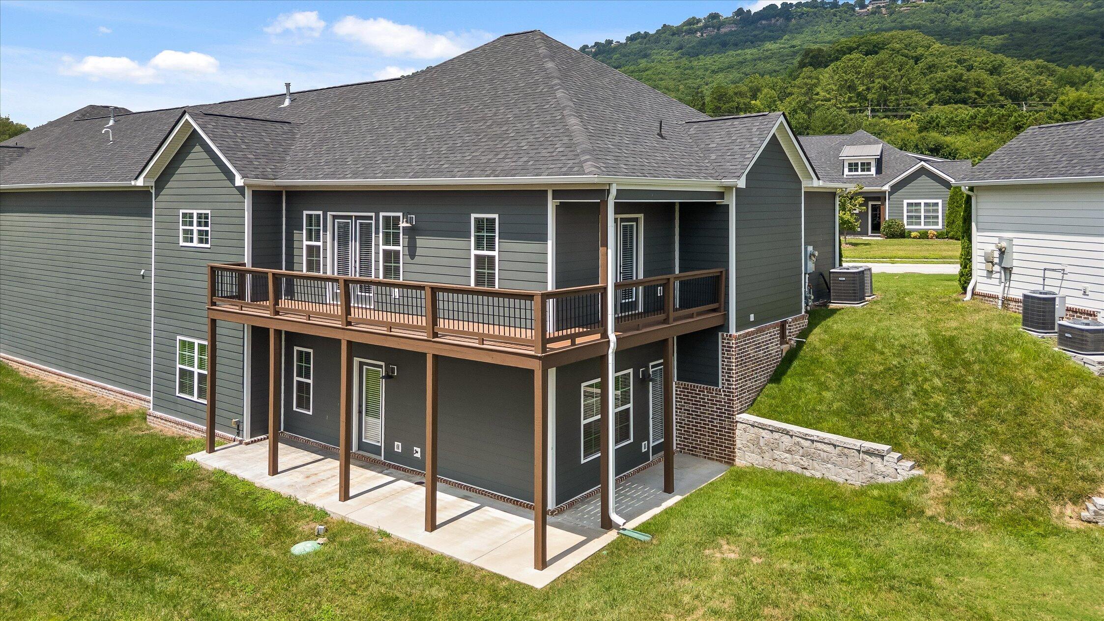 3481 Travertine Lane