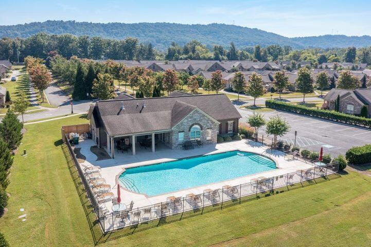 1747 Sedgefield Drive, 44 B