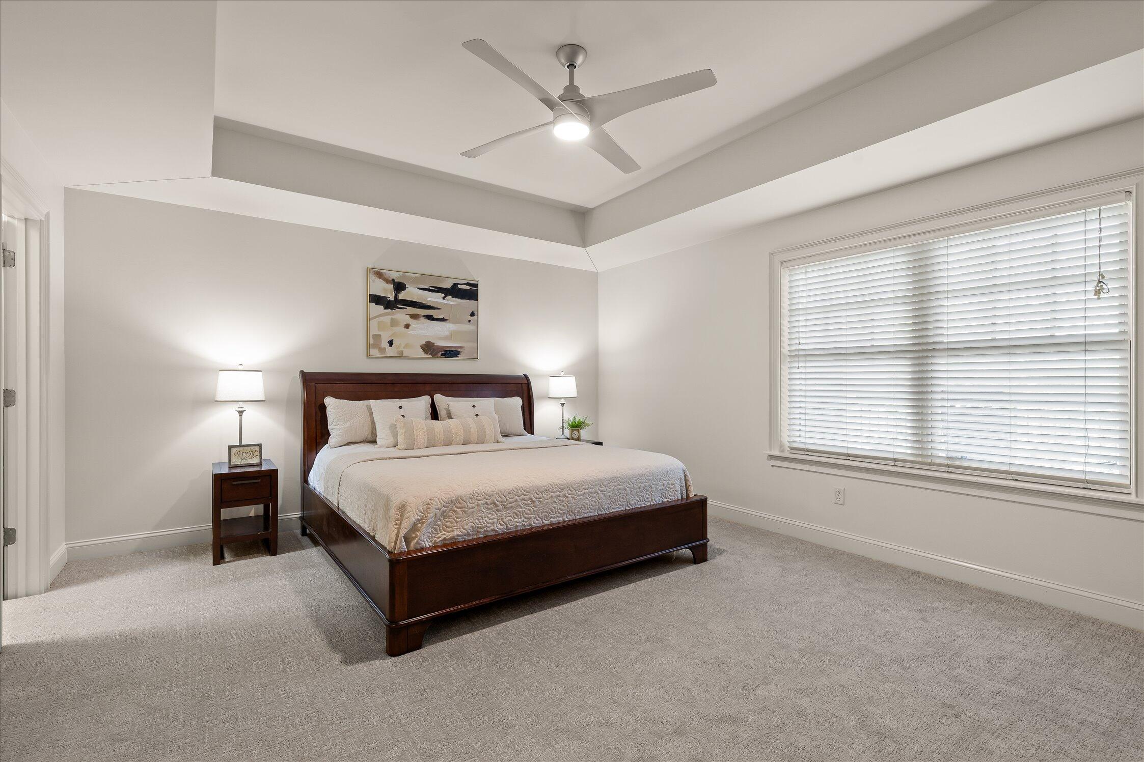 737 Battery Place, 302