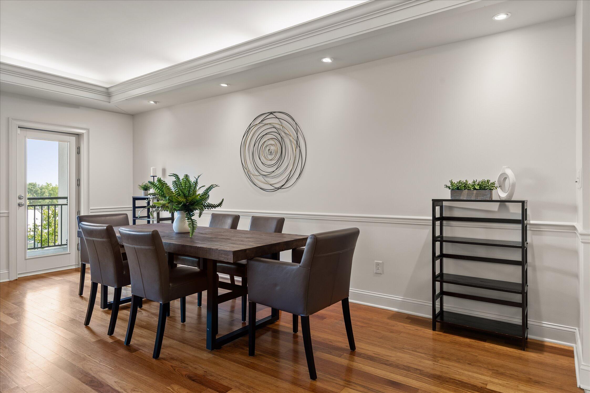737 Battery Place, 302
