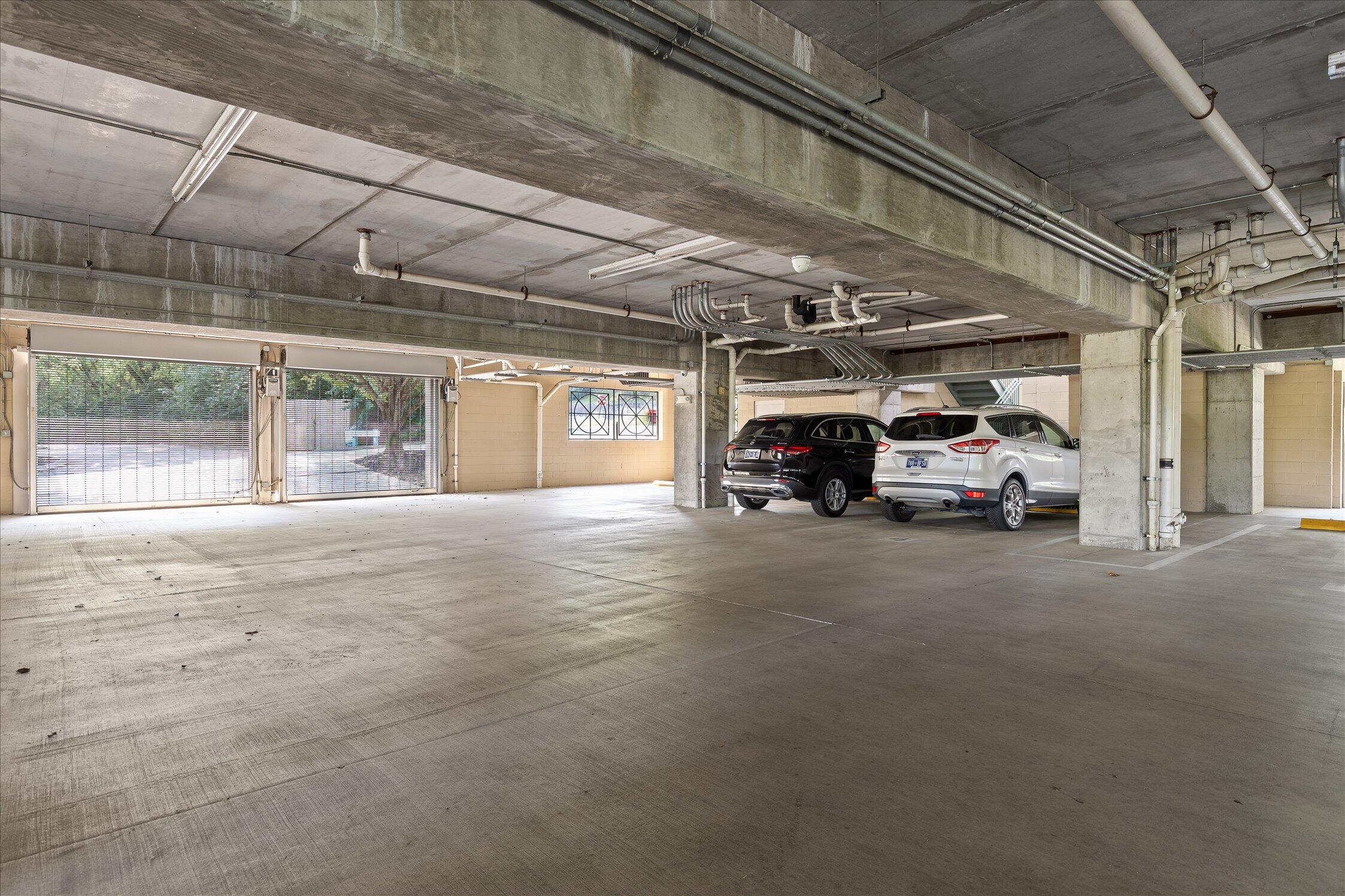737 Battery Place, 302
