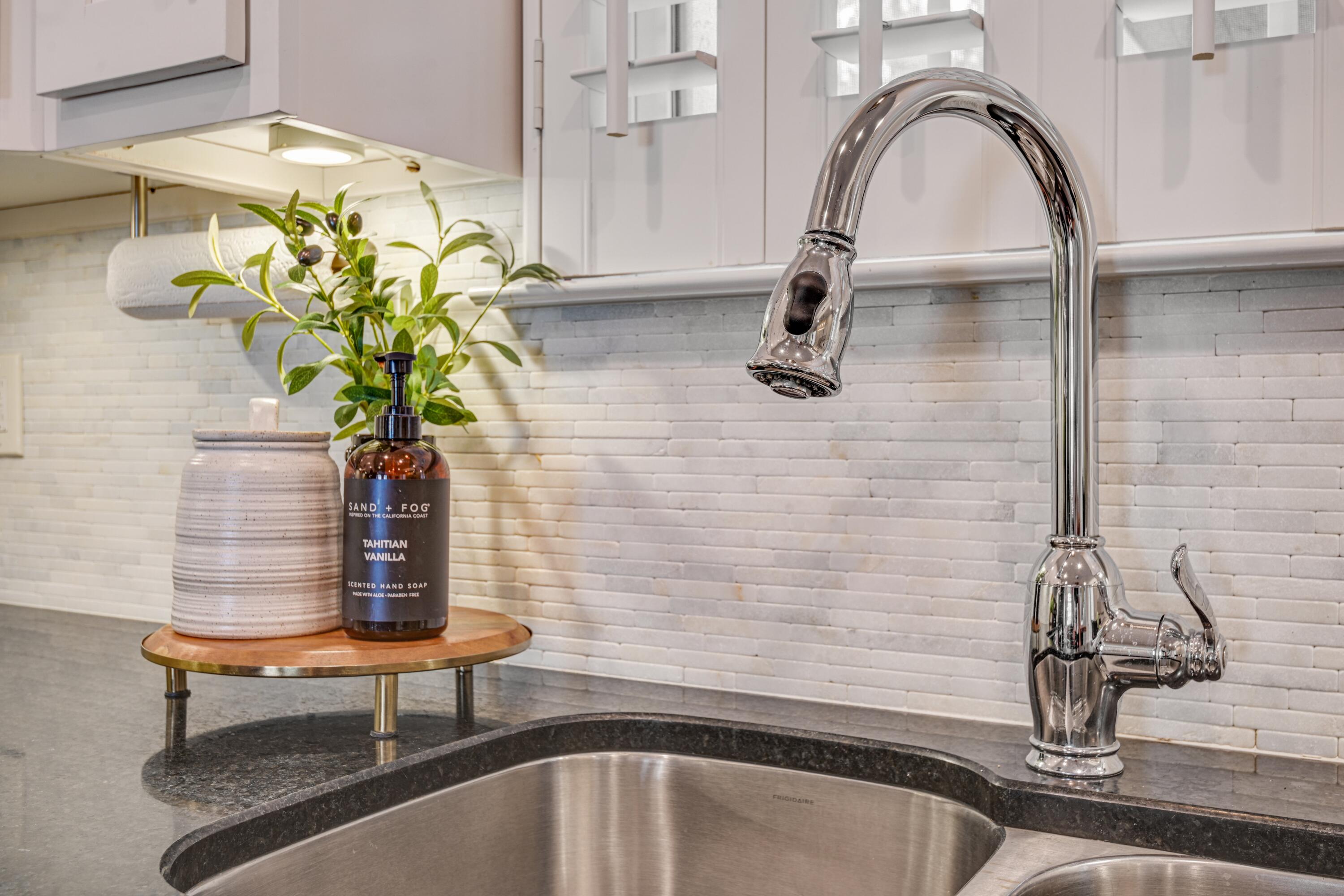 1903 Summit View Drive, Unit 188